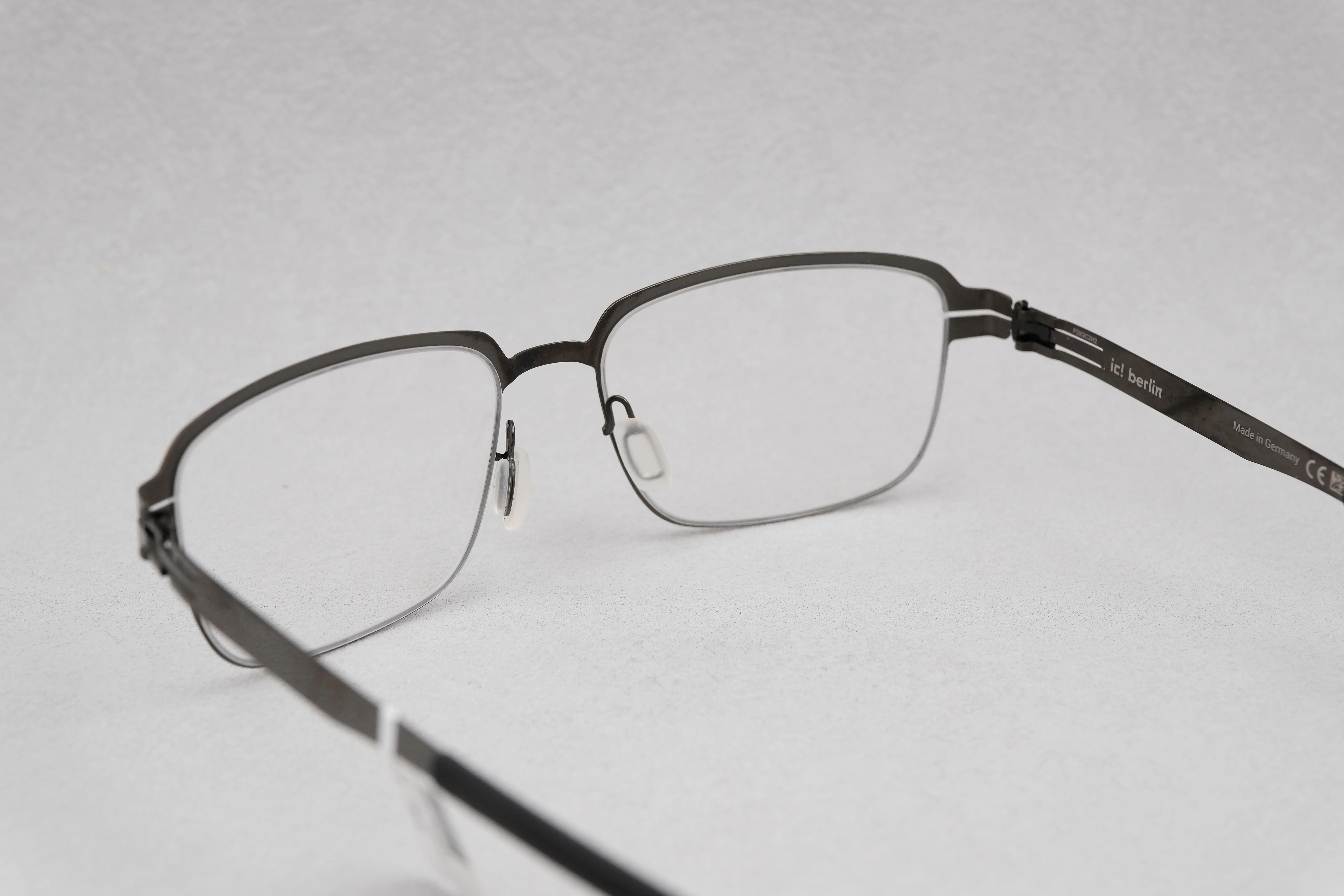 ic!berlin Luan Gun Metal