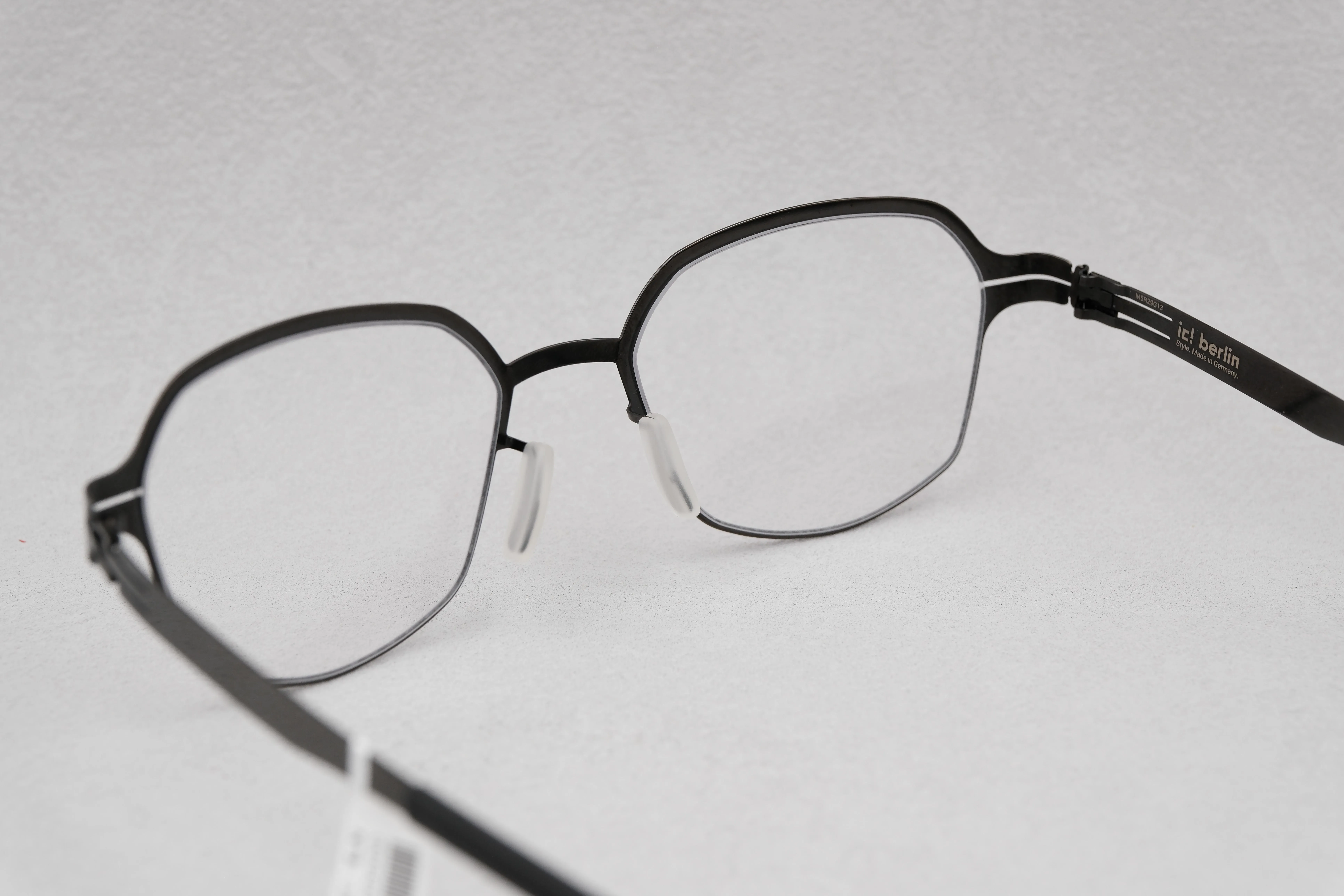 ic!berlin Hand-carved Mahjong Everg