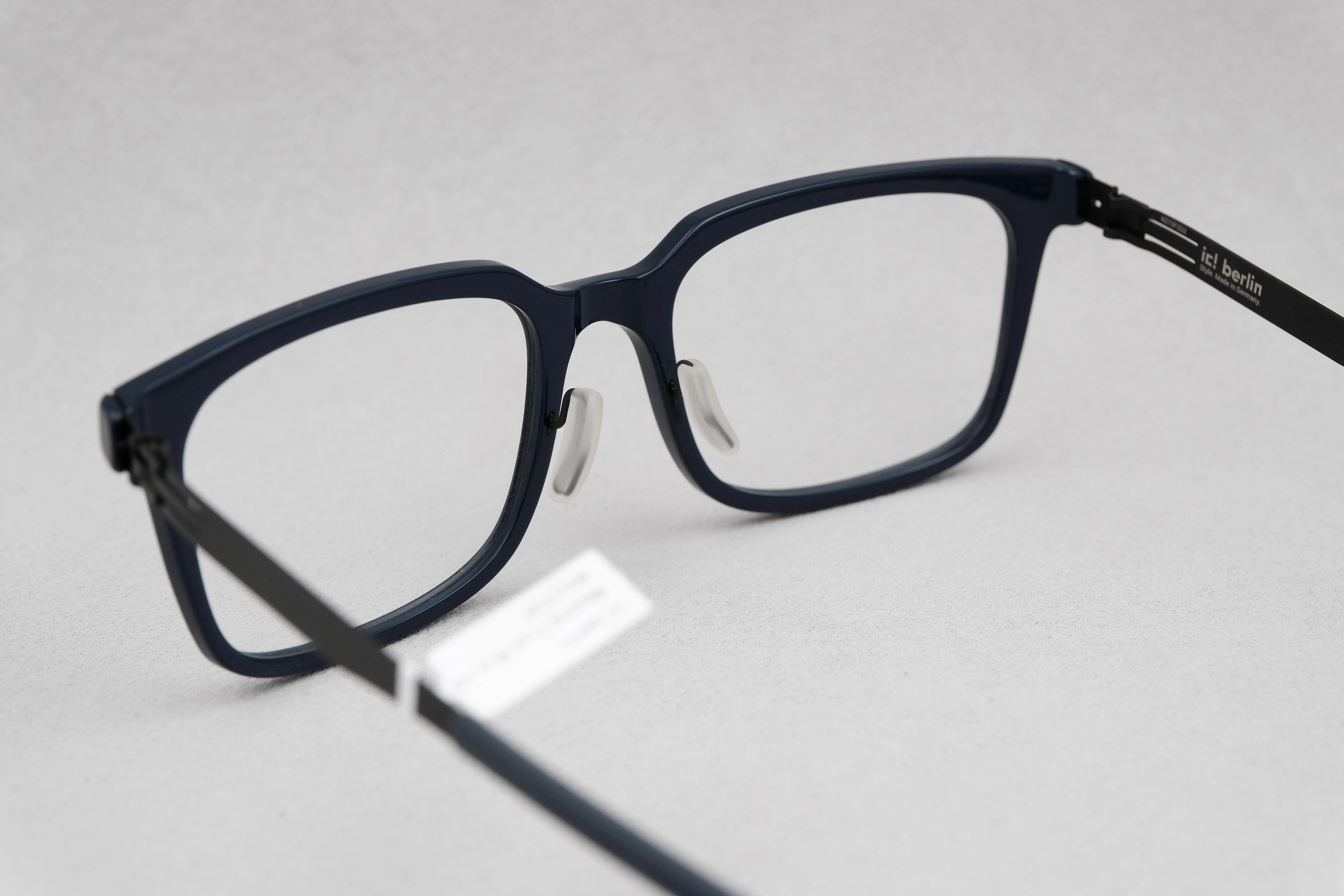 ic!berlin beyond Ture Blue HD