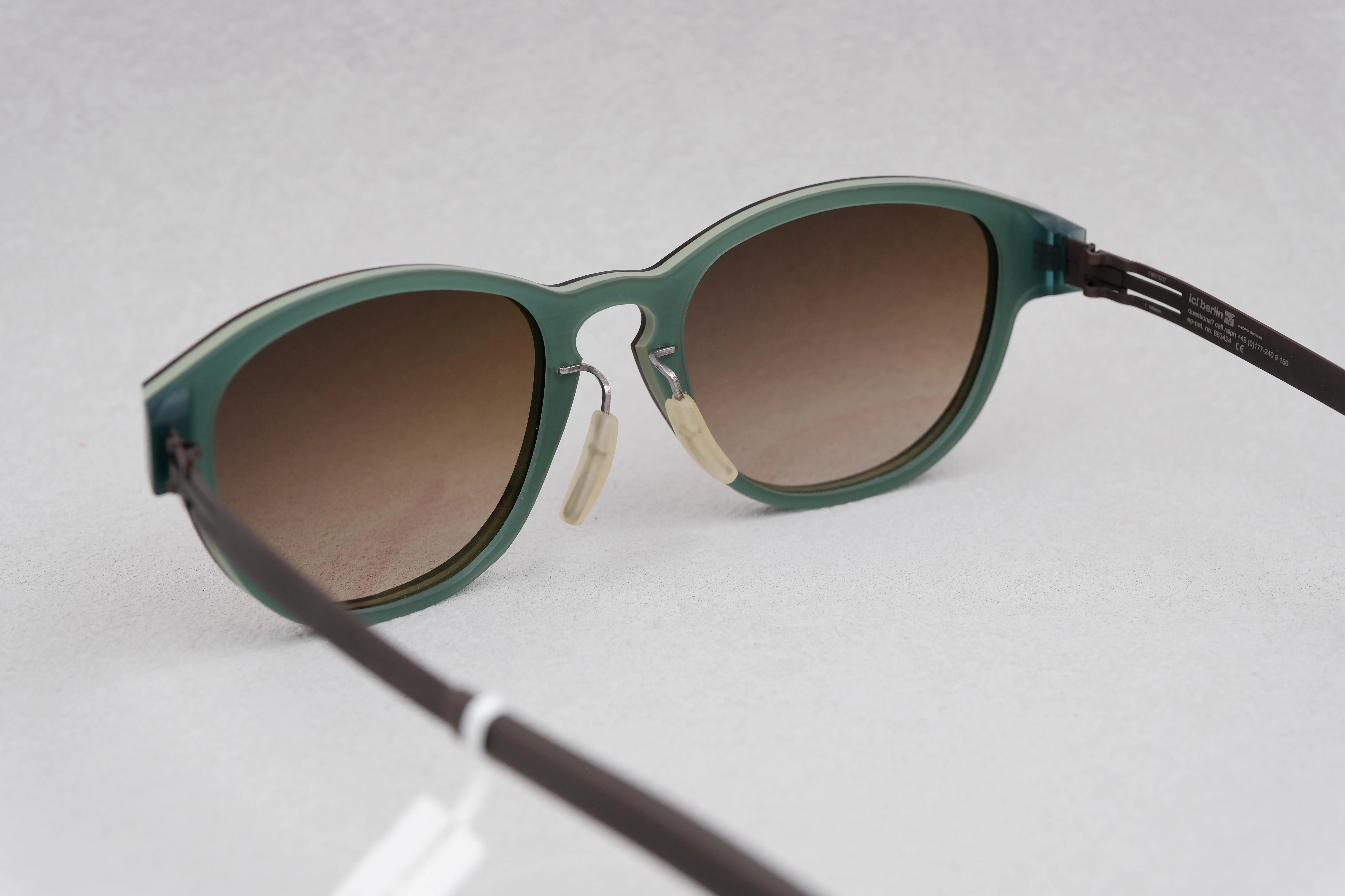 ic!berlin linearity sun chocolate