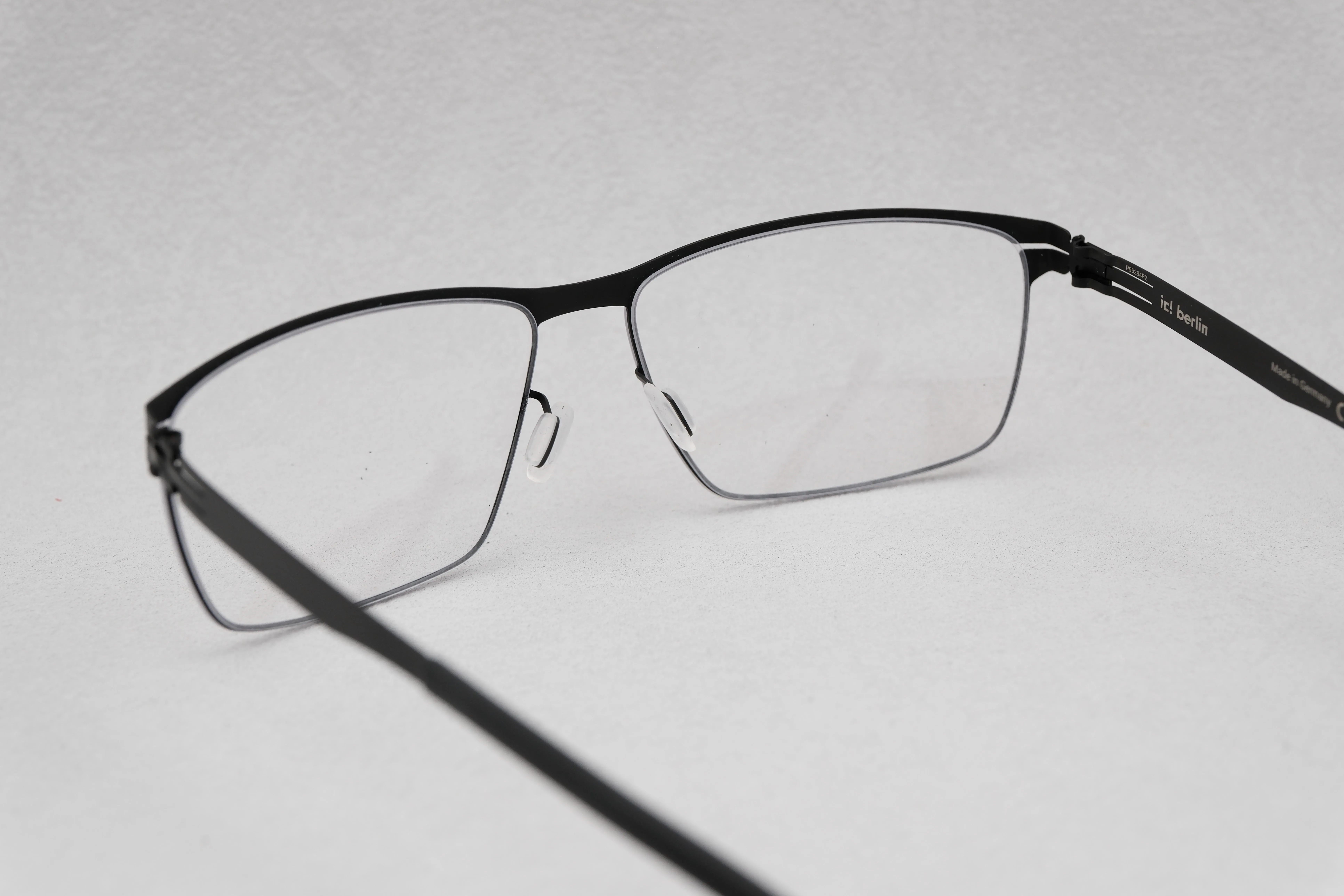 ic!berlin Sven H.Large Black