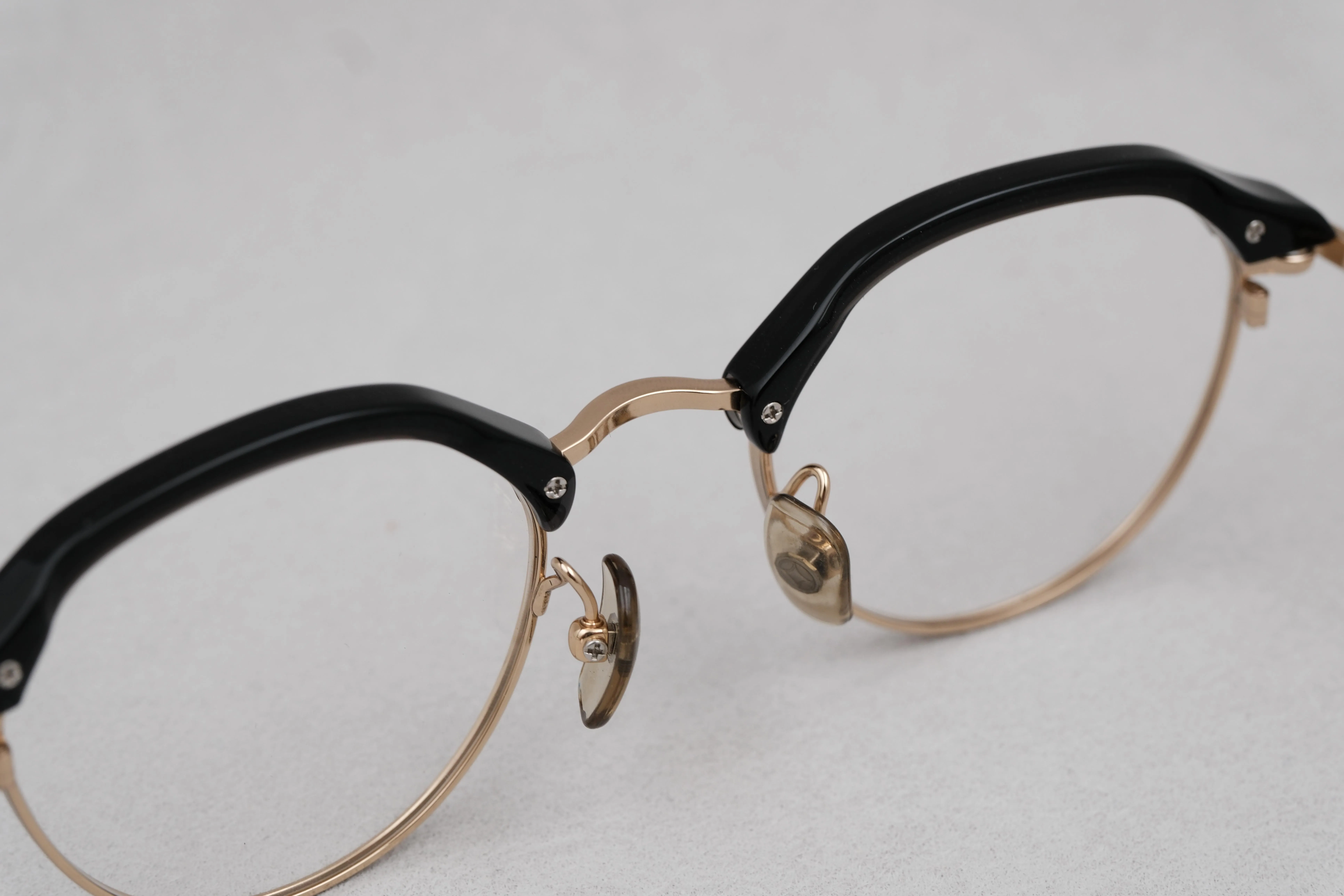 999.9 M-67 9901 透黑