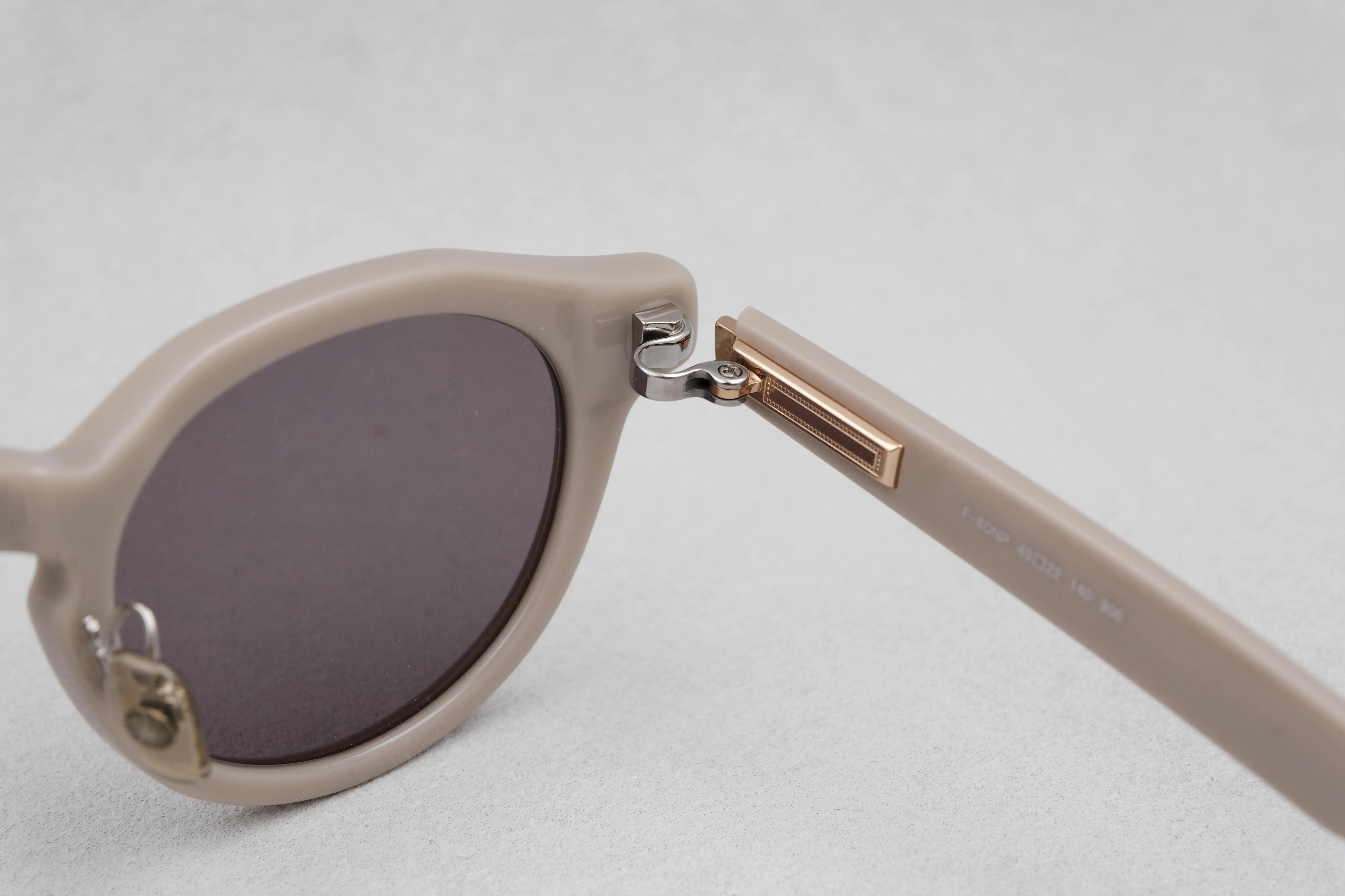 999.9 F-60NP 906@墨 裸