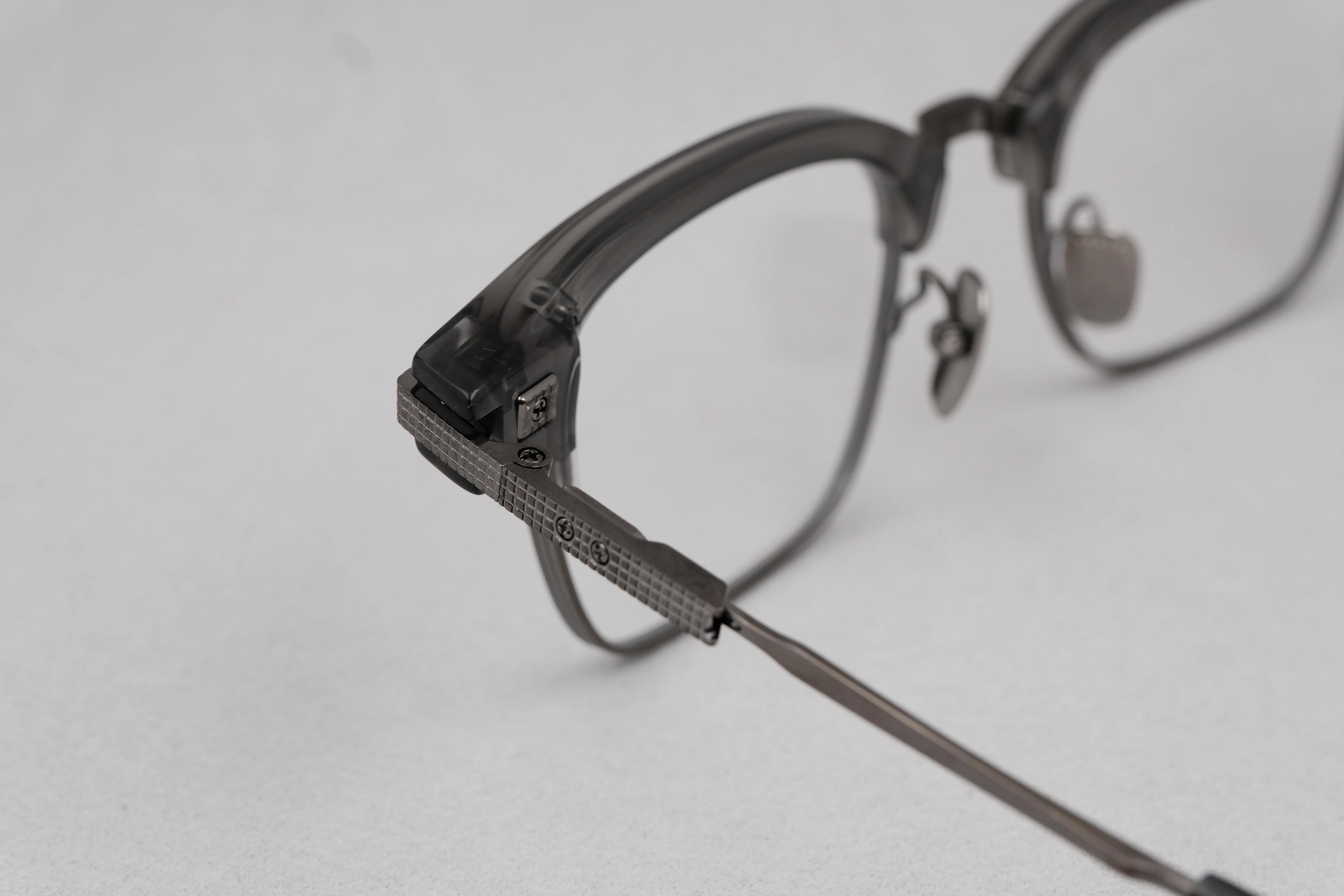 999.9 M-01H 8812 HIGH END