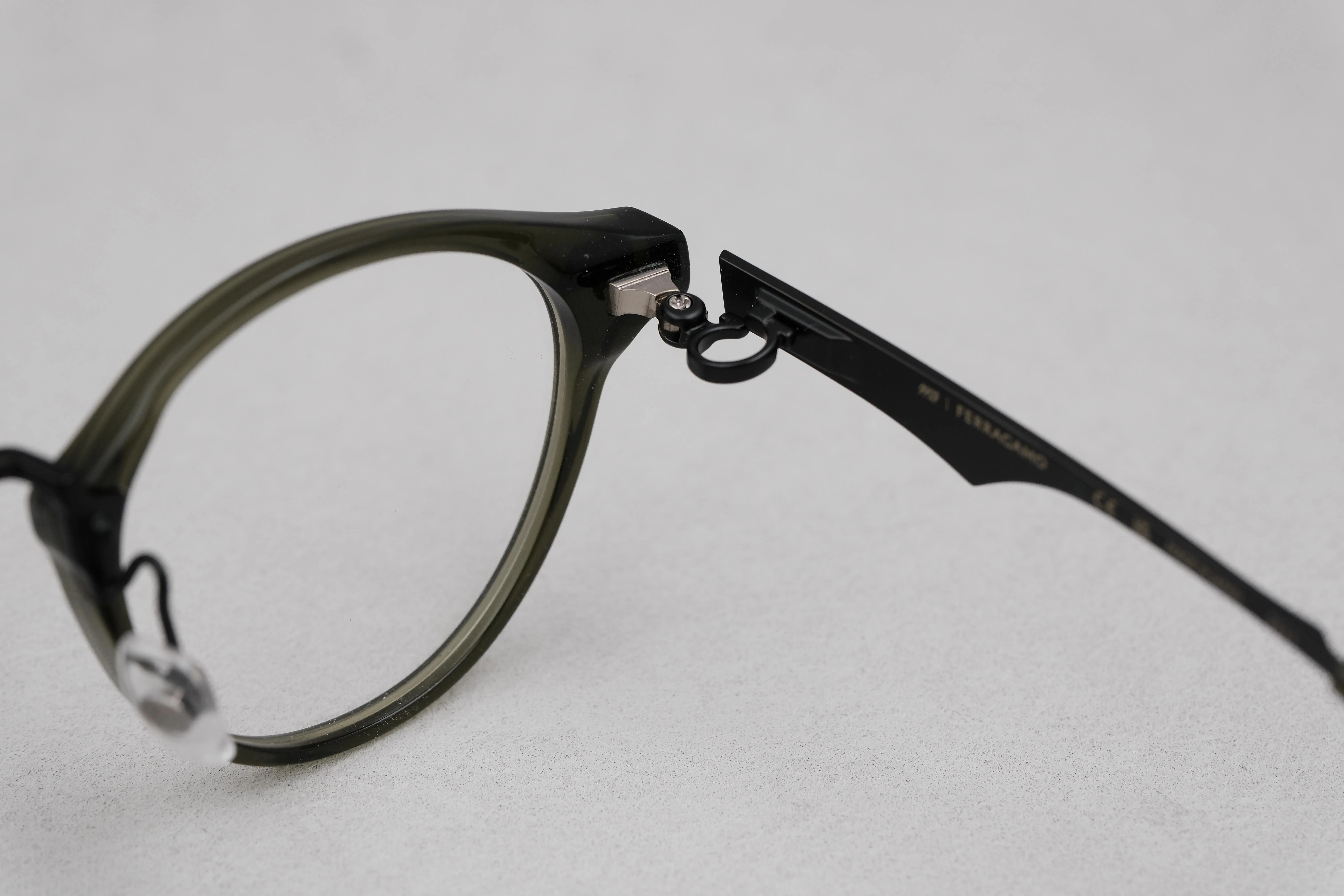 Ferragamo SF9019 310*9 999.9聯名