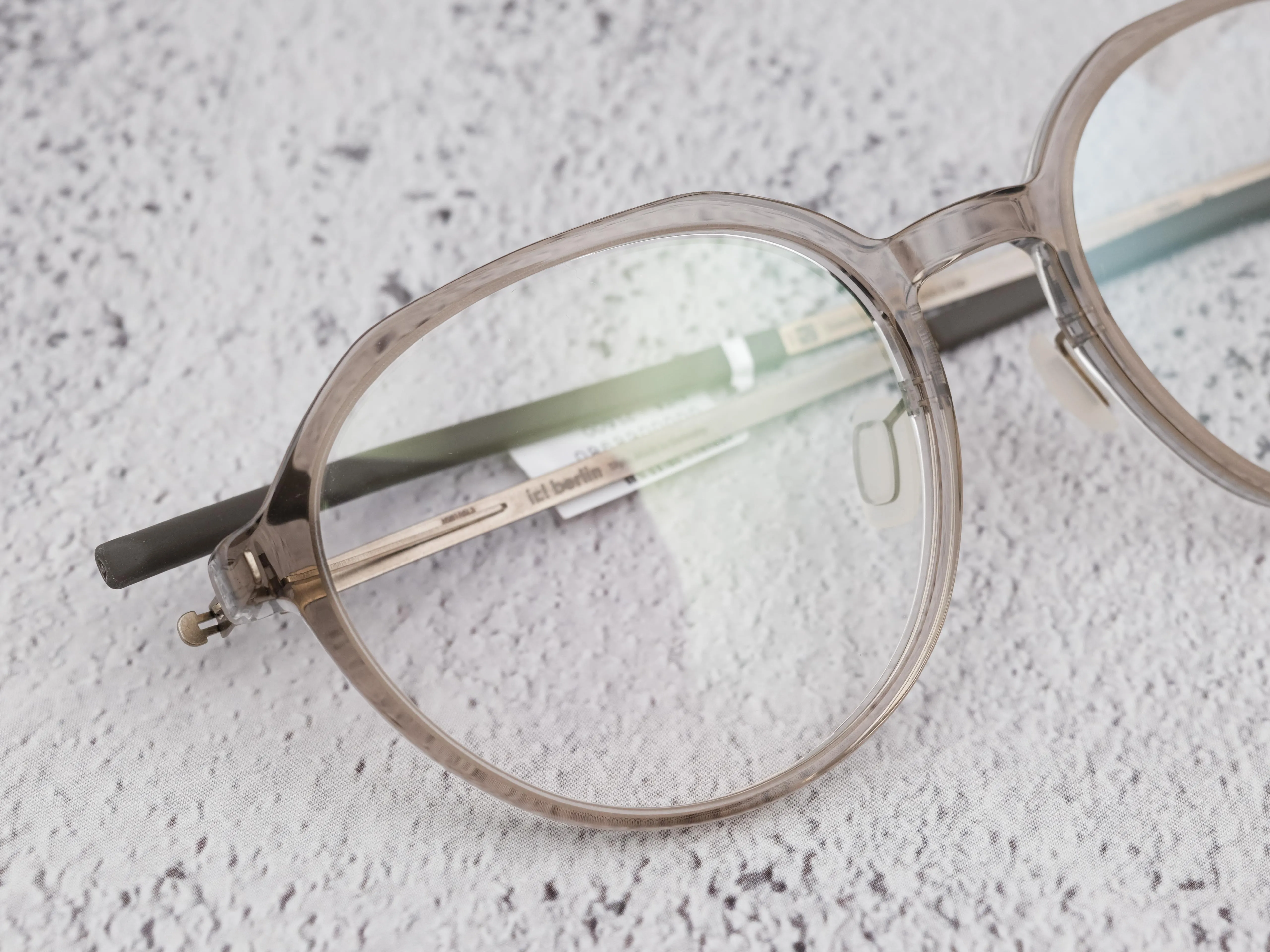 ic!berlin Enshi Cloudy Brown HD