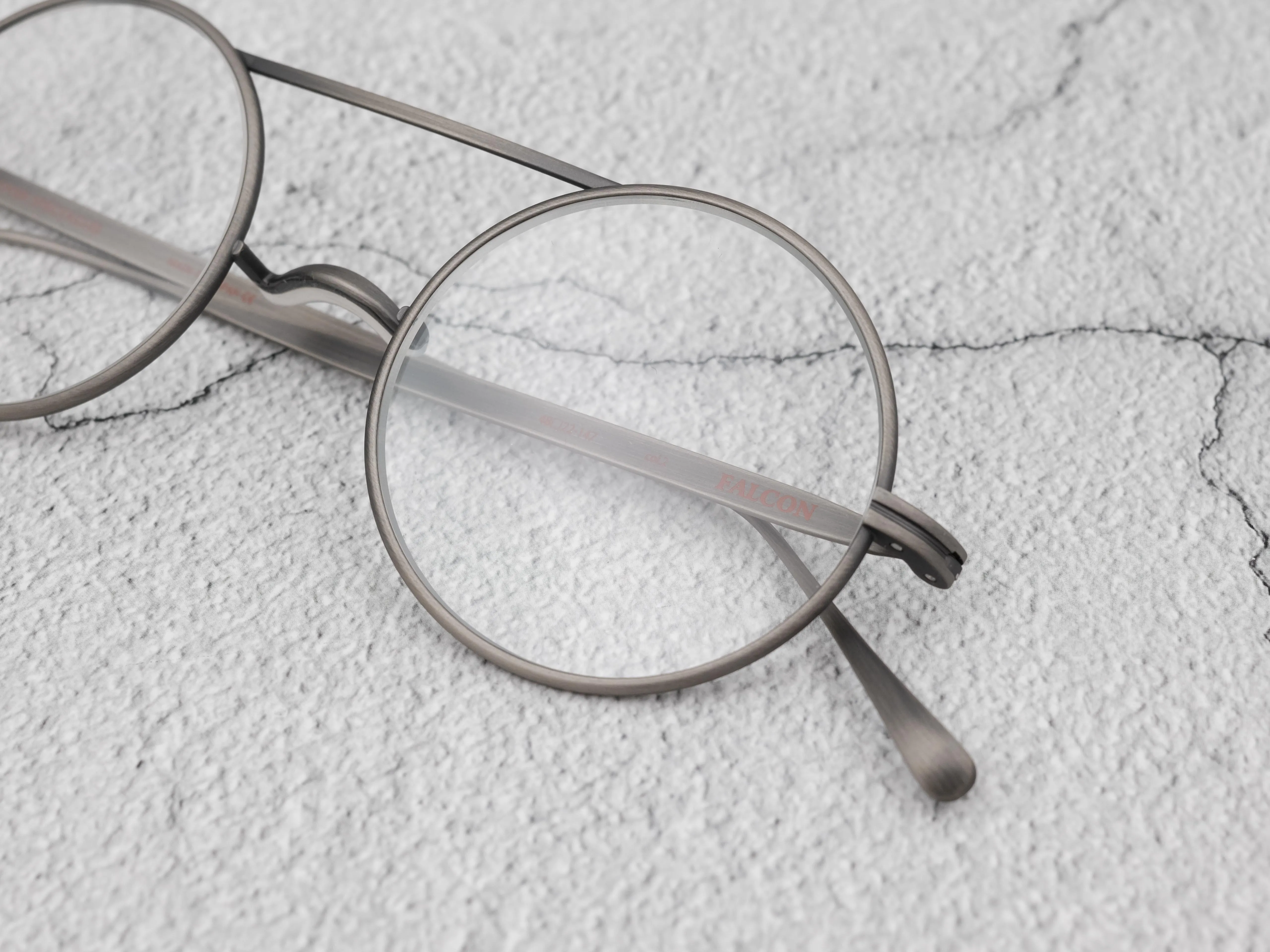 GROOVER FALCON col.2