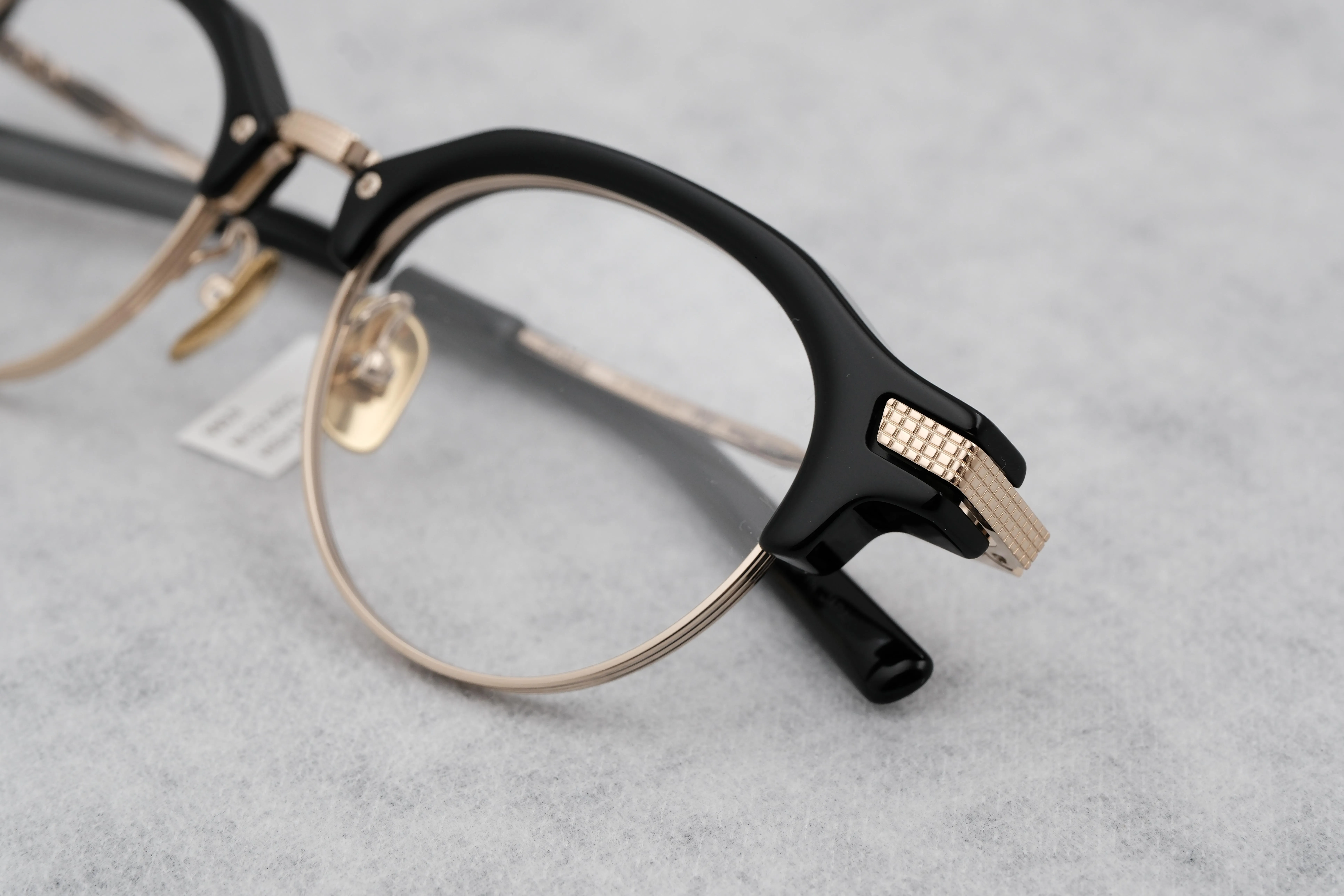 999.9 M-02 9001 HIGH END