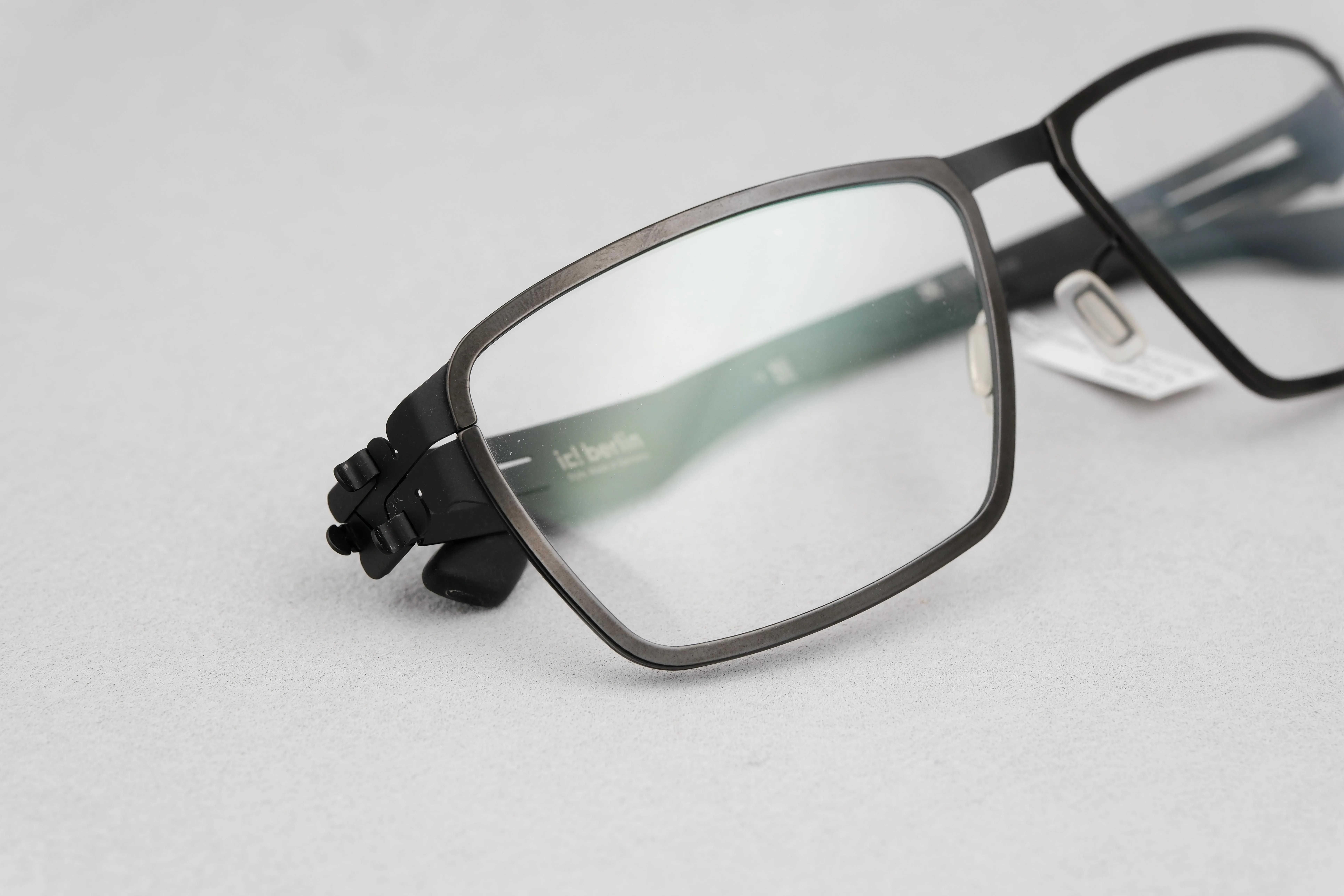 ic!berlin Nitrogen Gun Metal/Black