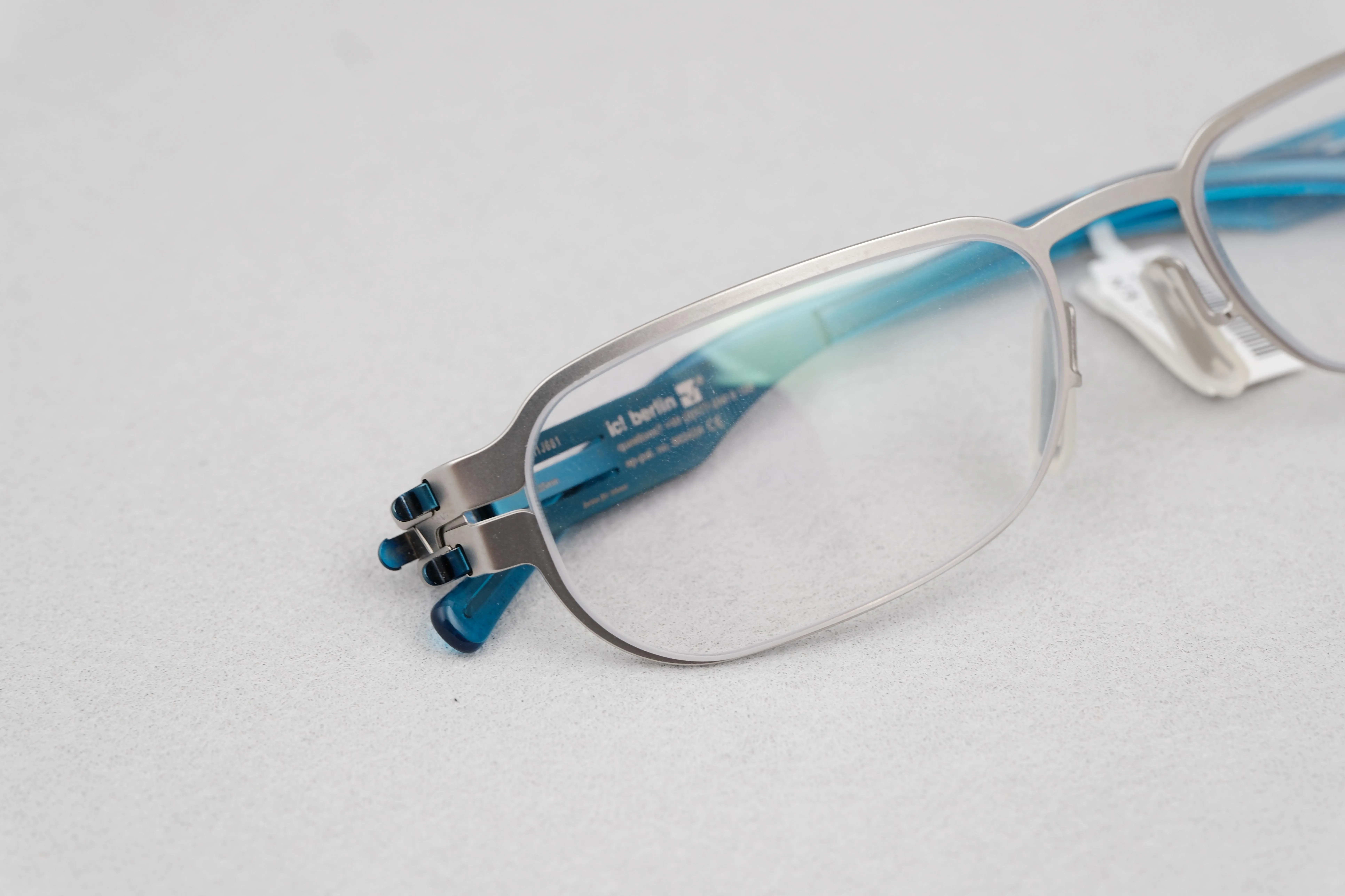 ic!berlin nalah blue