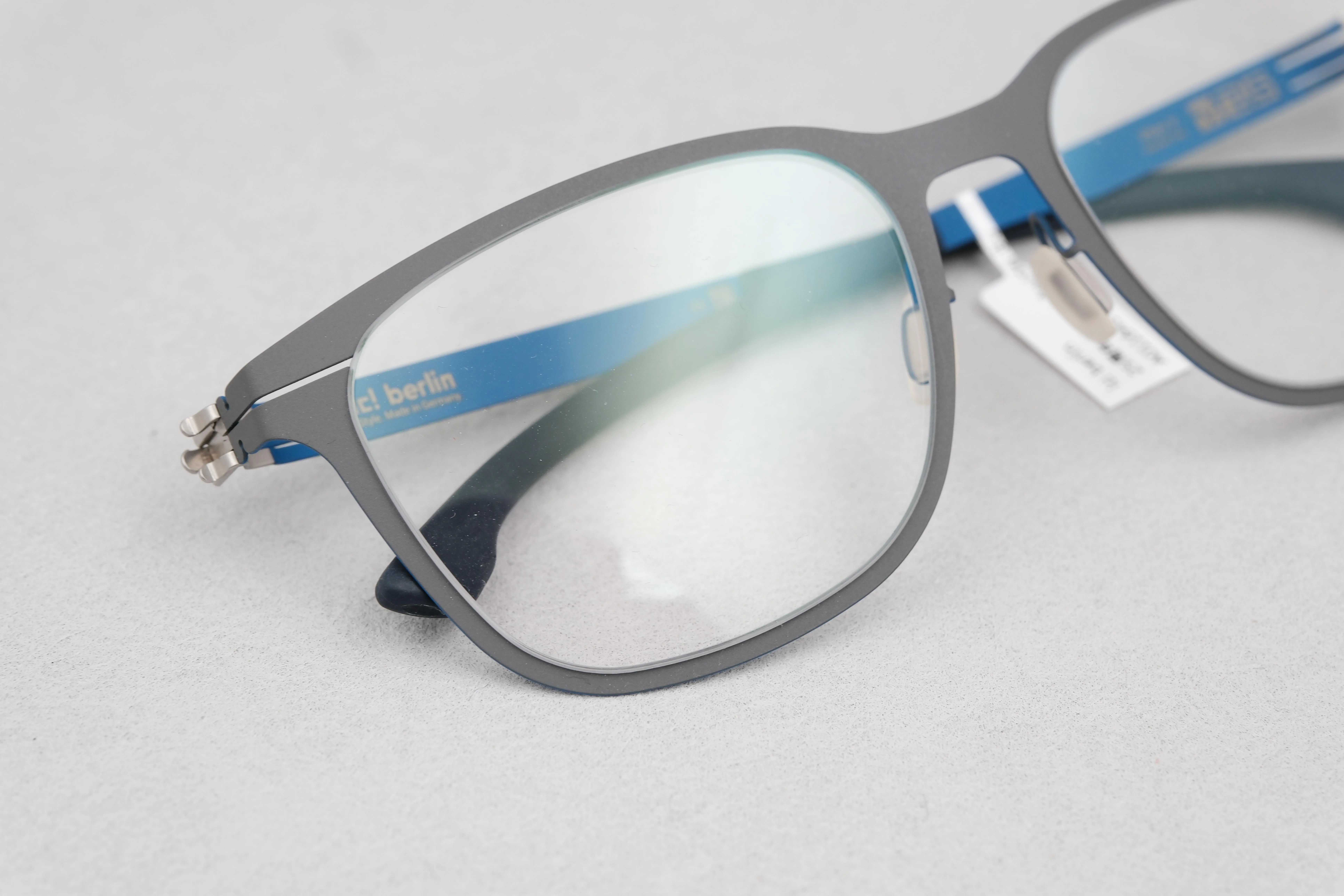 ic!berlin 25周年 Vitan V.Boulder Blue