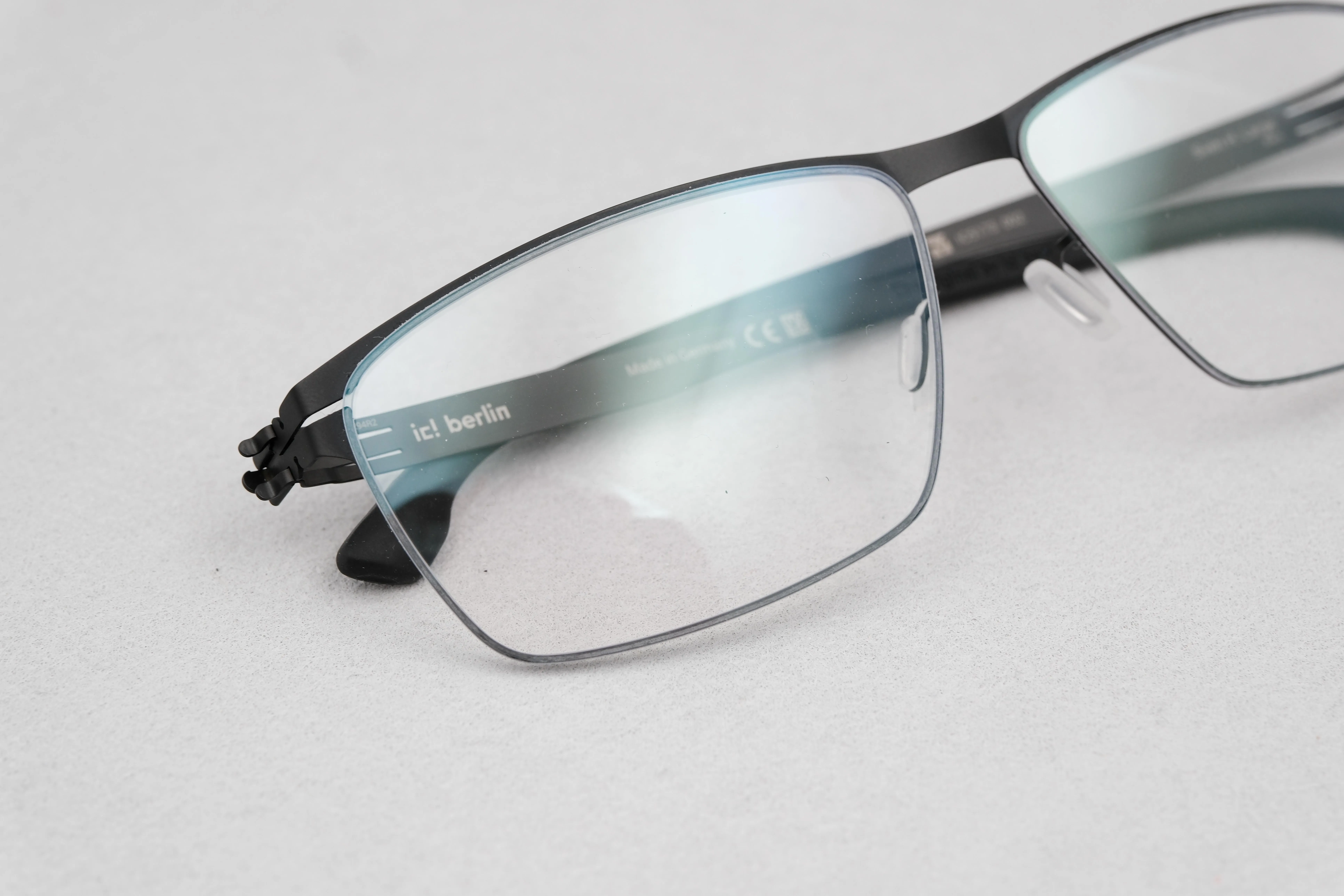 ic!berlin Sven H.Large Black