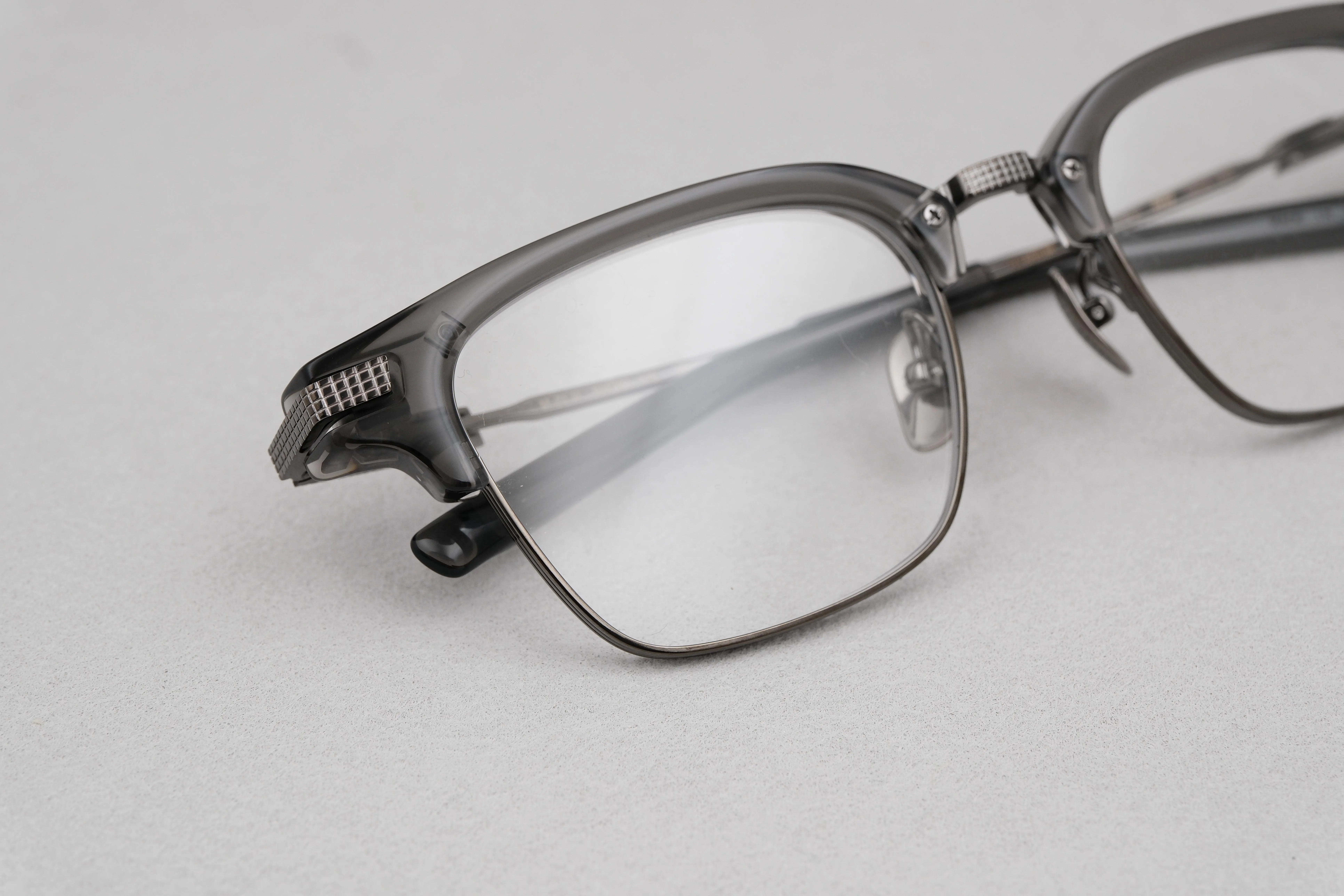 999.9 M-01H 8812 HIGH END