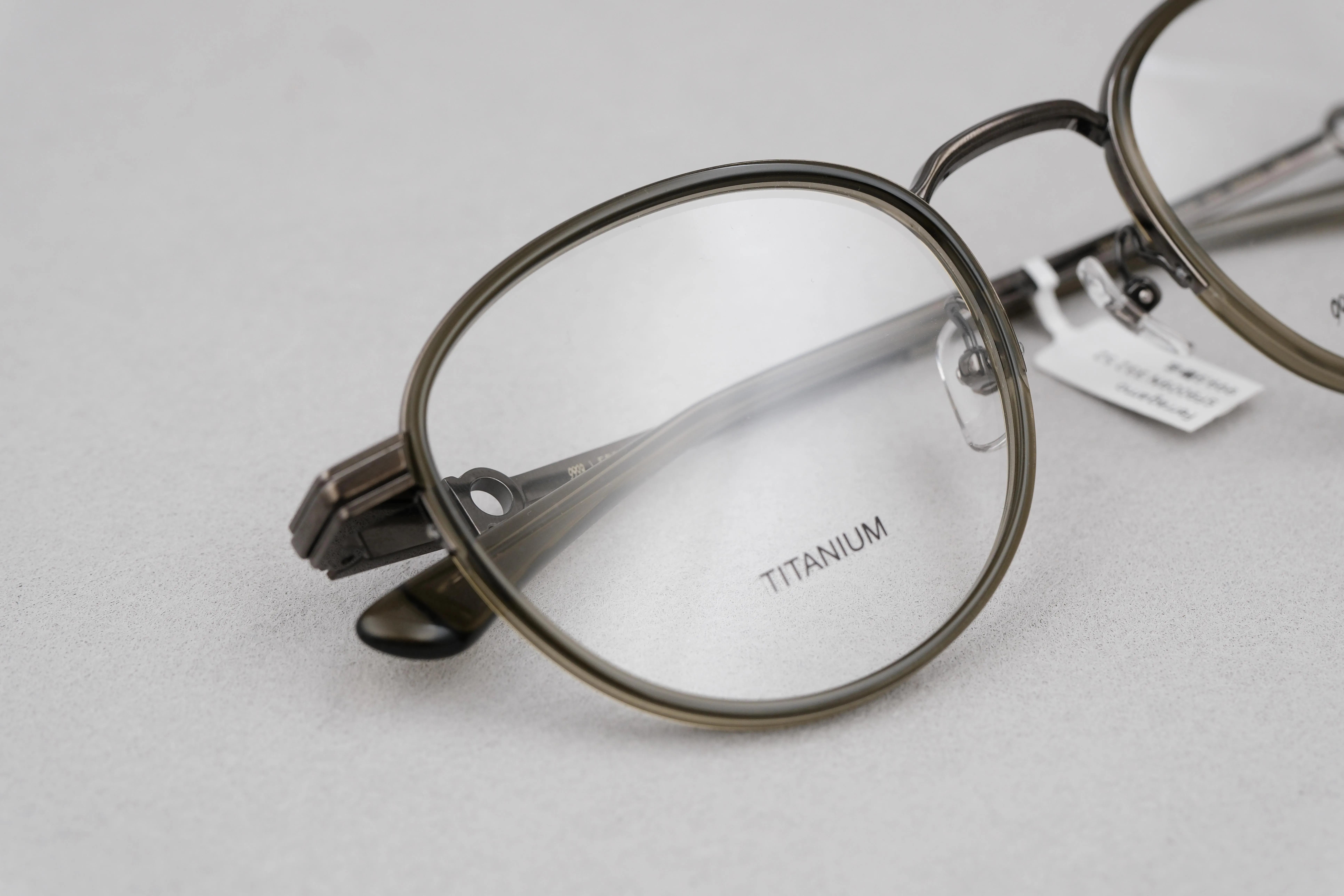 Ferragamo SF9009N 332 52 999.9聯名