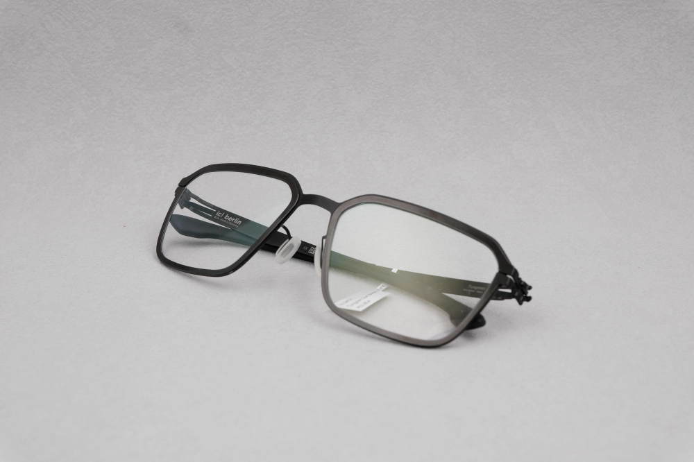 ic!berlin Tungsten Gun Metal/Black