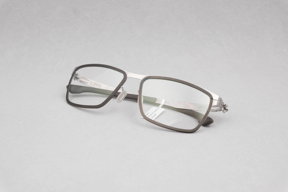 ic!berlin Chromium Graphite/Rough