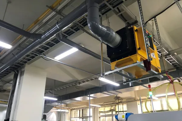 機械加工廠排油煙機吊裝配管