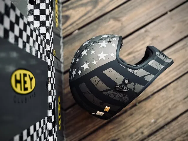 Hey Carlisle 全新發表 - 消光碳灰美國星條旗