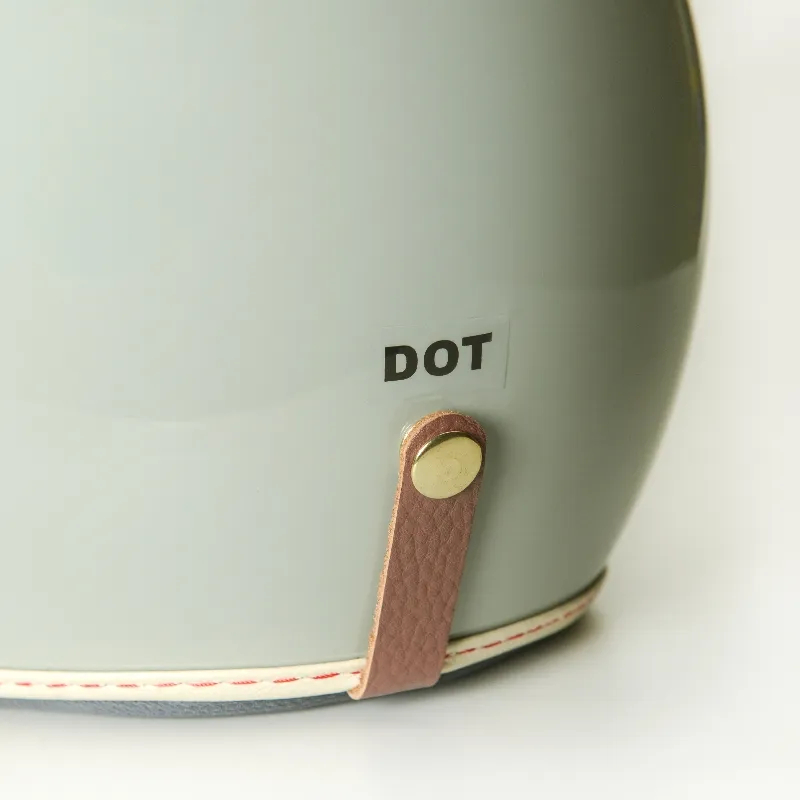 VAN Ⅲ 汎-亮光淺褐綠