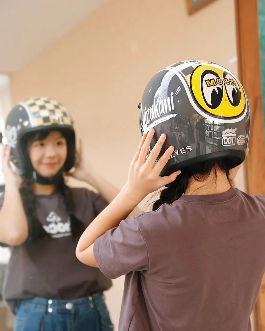 台灣限定Gallop X MOONEYES 2021 4/3安全帽