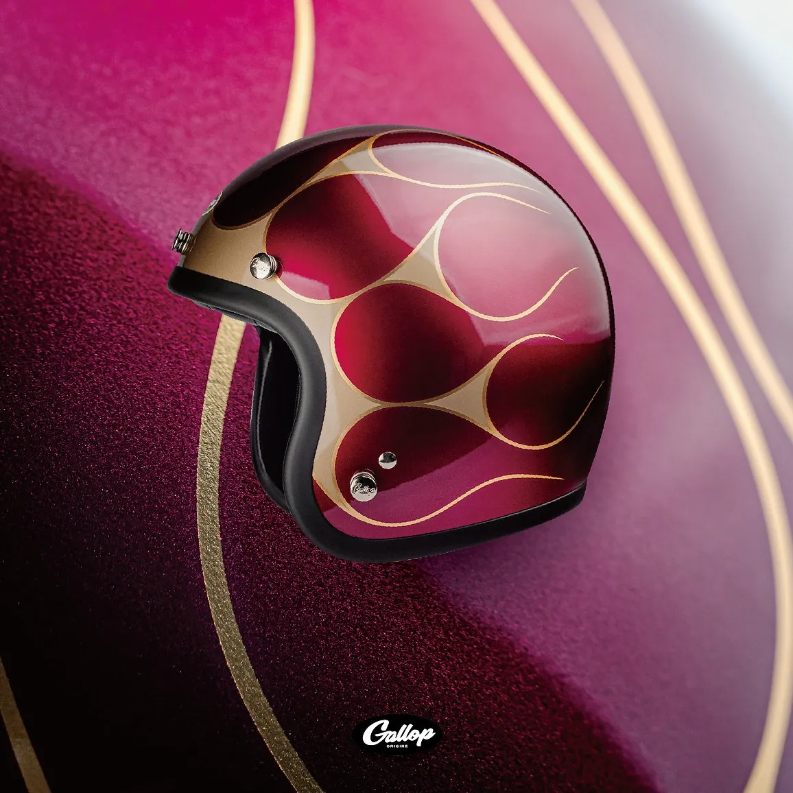 GALLOP’月火’設計款 金箔火焰圖樣 3/4半罩安全帽