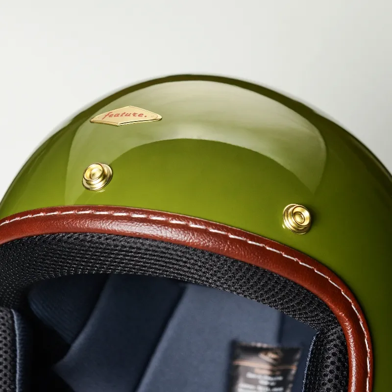  DEREK Ⅲ 德瑞克-亮光亞麻綠