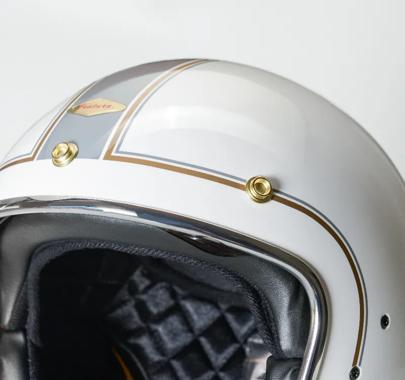 彫虎 聯名設計款 - 亮光雪地白