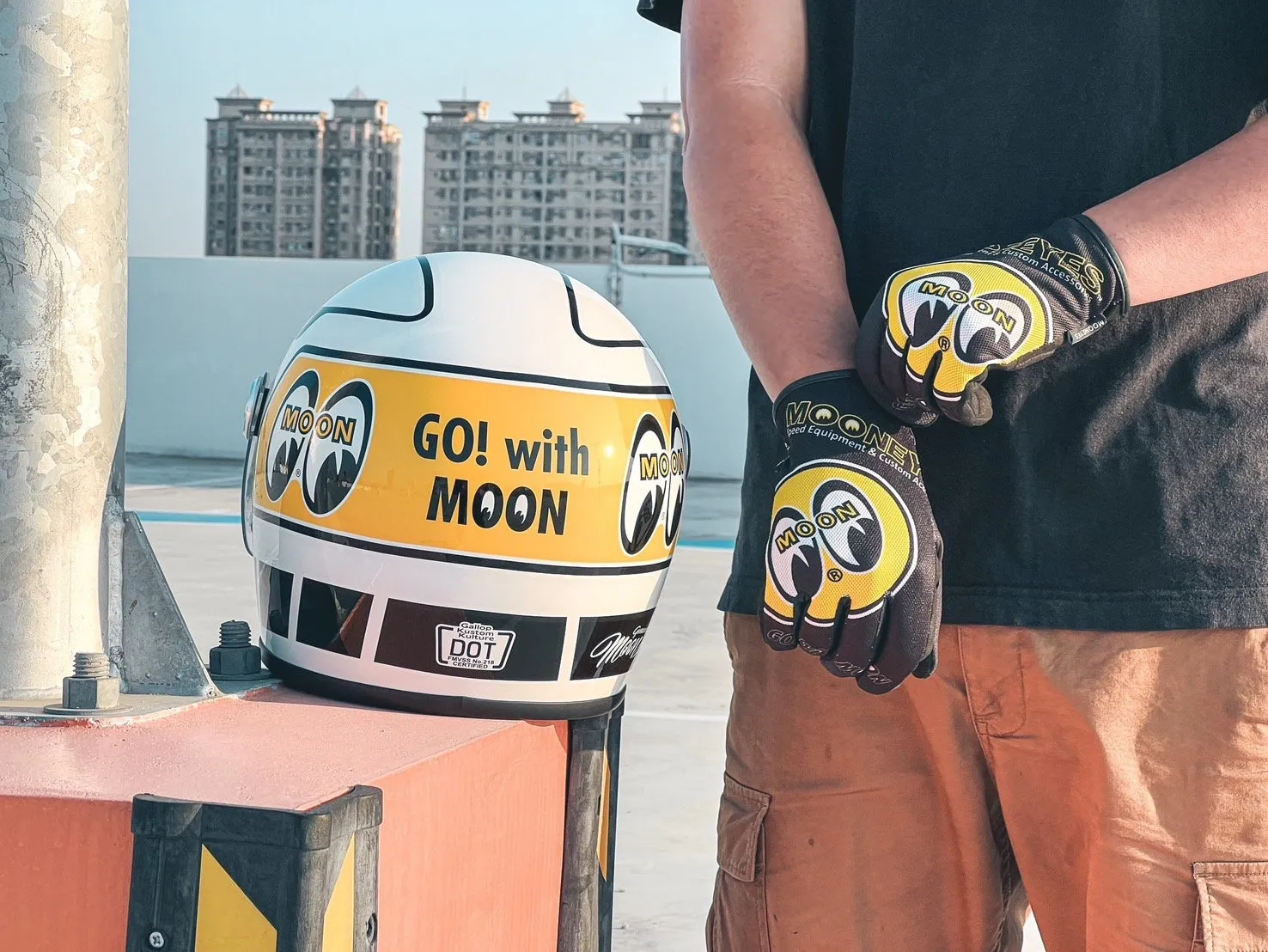 台灣製造 MOONEYES x GALLOP 聯名全罩式安全帽 樂高帽