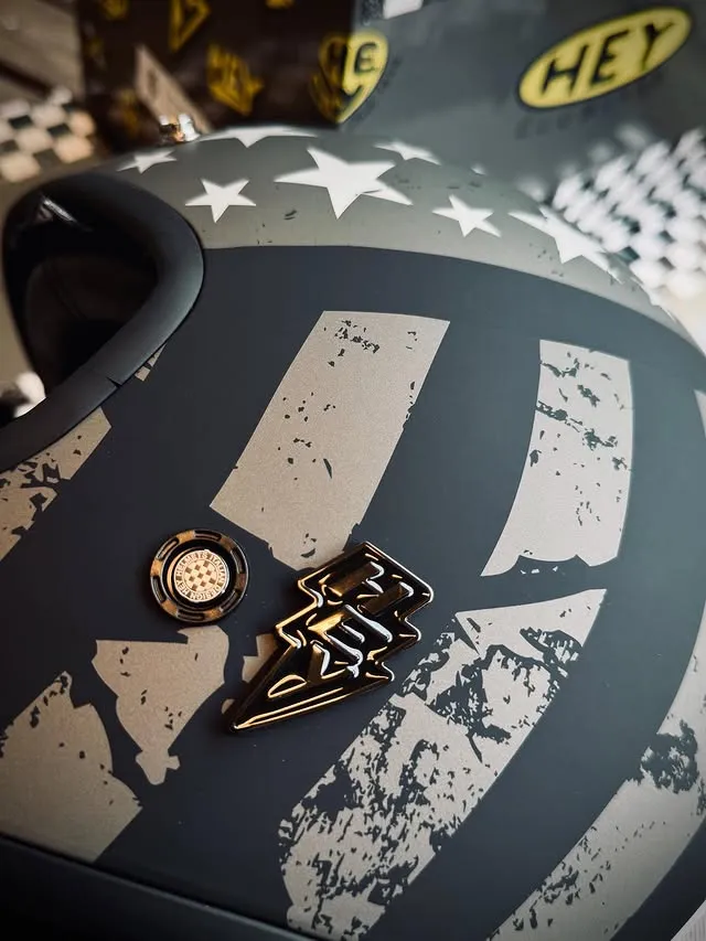 Hey Carlisle 全新發表 - 消光碳灰美國星條旗