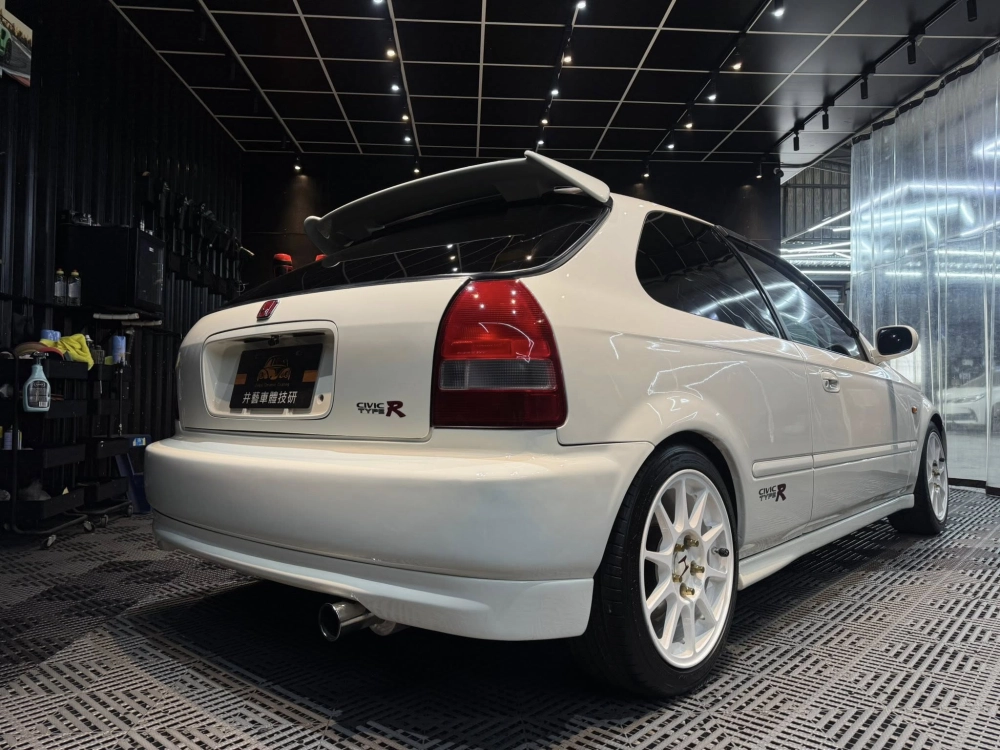 車體鍍膜