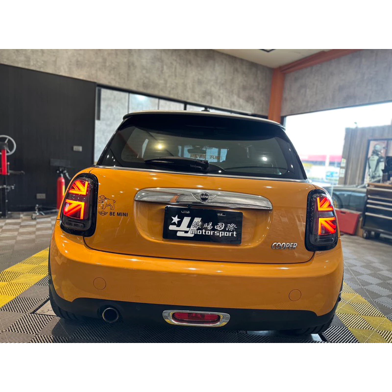全新 MINI F55 F56 F57 2014-2018年 英國國旗款 LED 尾燈 燻黑殼 紅殼 後燈