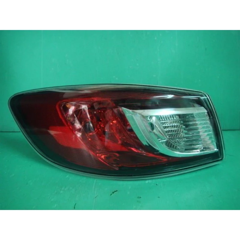 全新 MAZDA3 10 11 12 13 14 年 4門 四門 原廠型 無LED 尾燈 外側 單顆