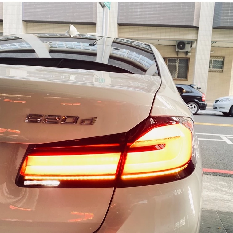 全新 寶馬 BMW G30 G80 前期改後期 LCI 小改款 流水 跑馬 方向燈LED 光條 紅黑 尾燈 後燈