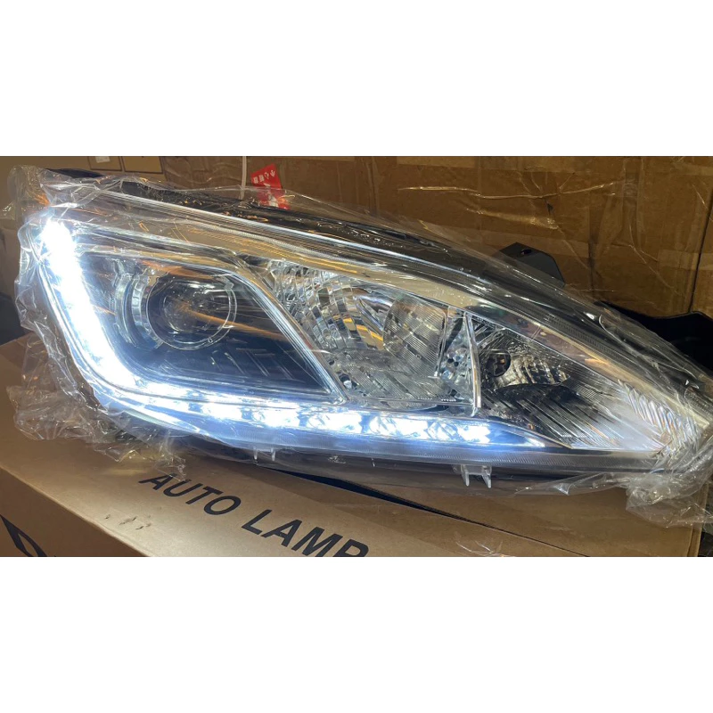 全新 納智捷 LUXGEN U6 13 14 15 16 年 原廠型 大燈 無HID無LED燈眉 單顆3600