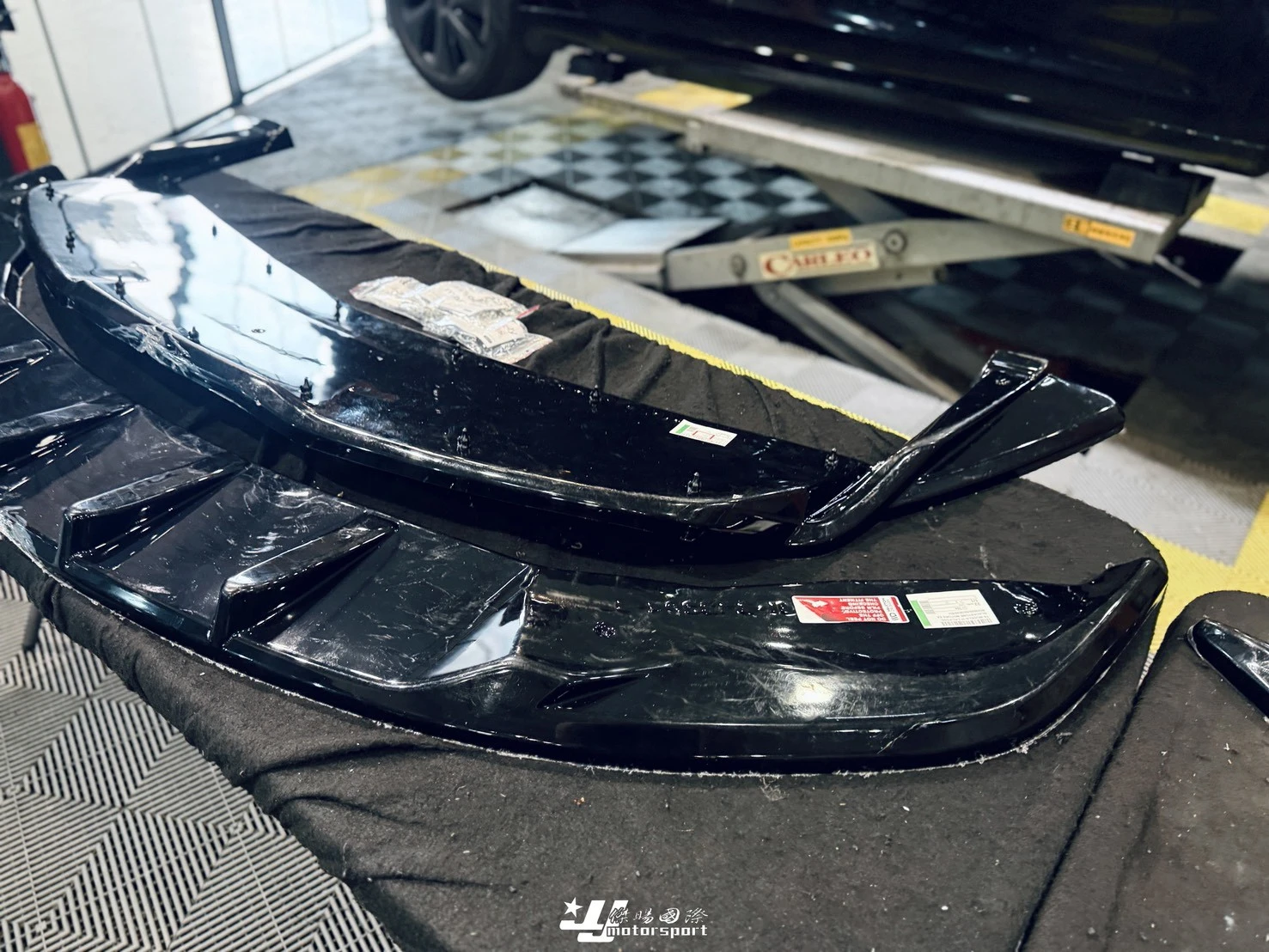 全新 特斯拉 TESLA MODEL S Maxton Design MD 前下巴 側裙 後下巴
