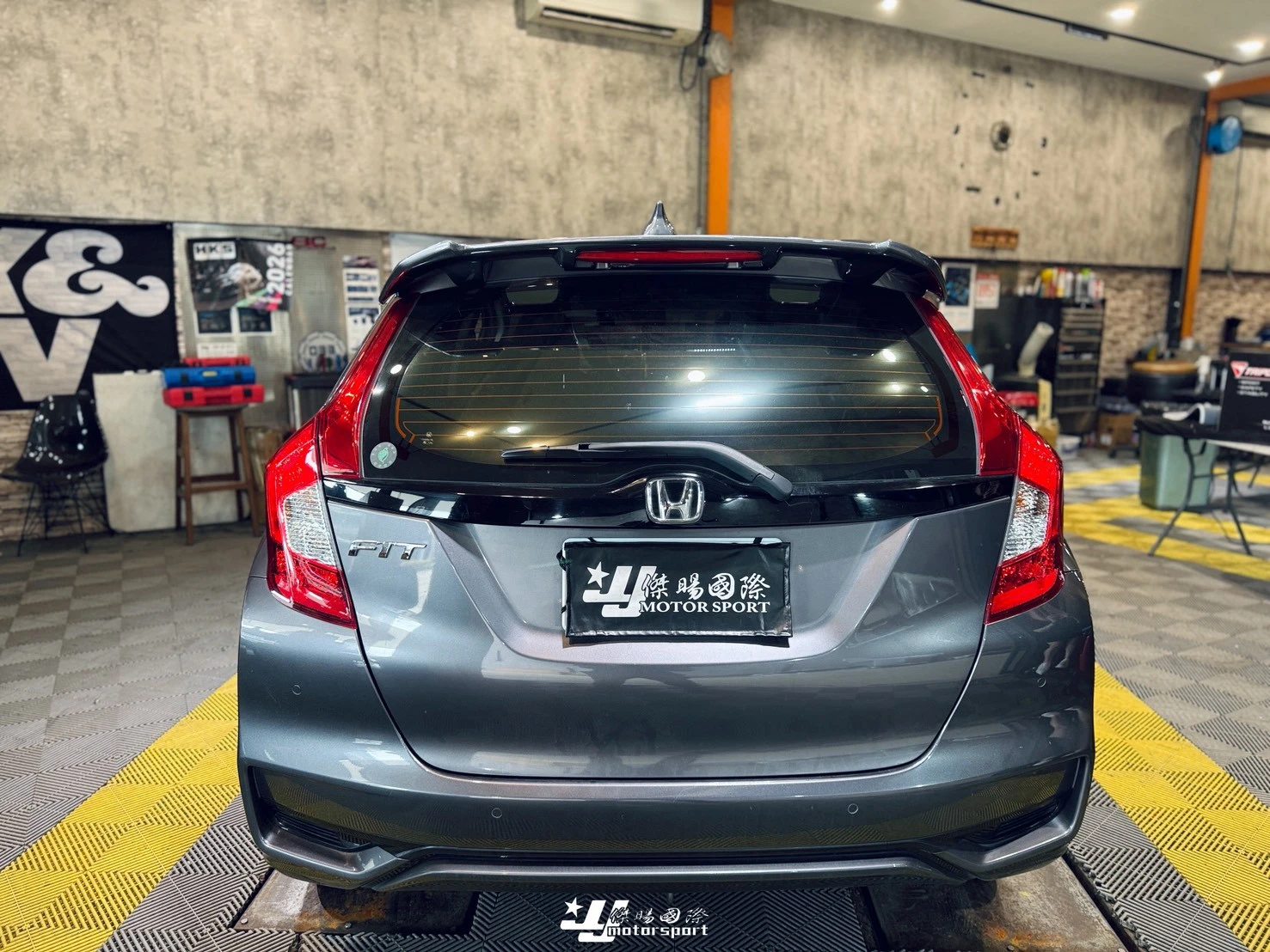 全新實車 HONDA FIT 14 15 16 17 18 年 3代 3.5代 RS版 尾翼 含烤漆