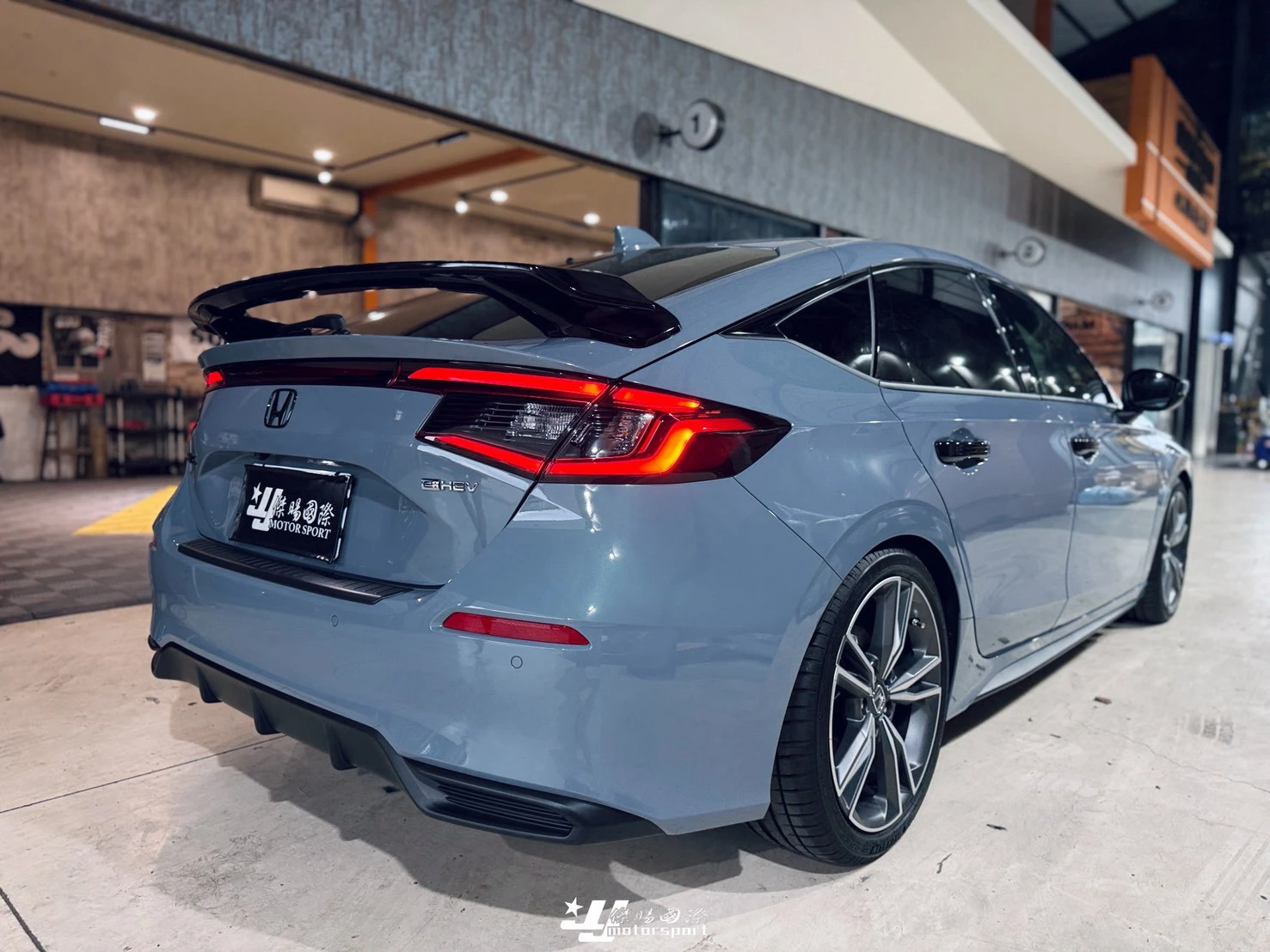 全新 HONDA CIVIC 11 喜美 11代 CIVIC11 類RS 亮黑 尾翼 含烤漆