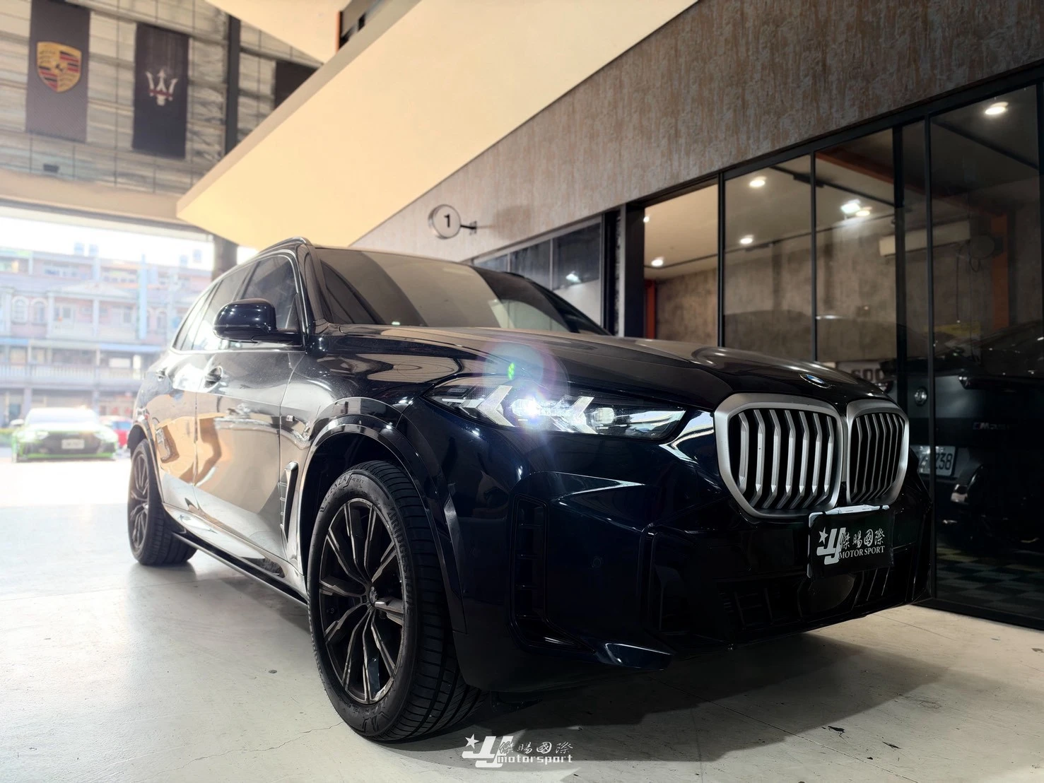 全新 寶馬 BMW G05 X5 電動側踏板 伸縮 登車踏板 車側踏版 側踏板 防滑