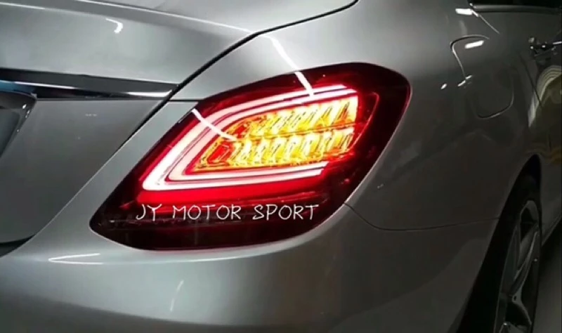 全新 BENZ W205 2019年 歐規高階改新款 C型 光導 LED 黑框 紅白 尾燈