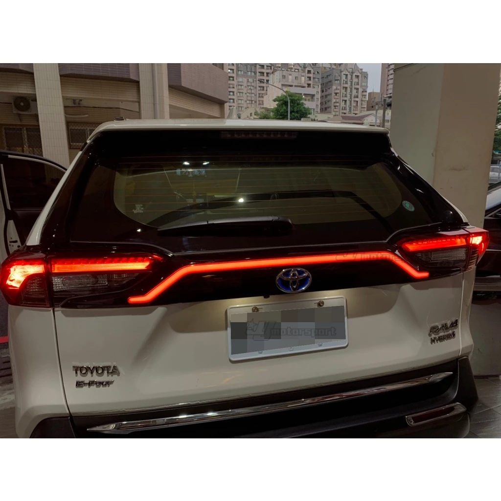 全新 RAV4 RAV-4 5代 2019 2020 19 20 21 專用 替換式 流光 貫穿尾燈 貫穿燈
