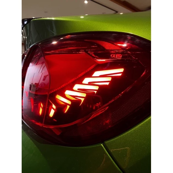 全新 BMW F32 F36 F82 M4 CS GTS 龍麟OLED 流光動態LED尾燈