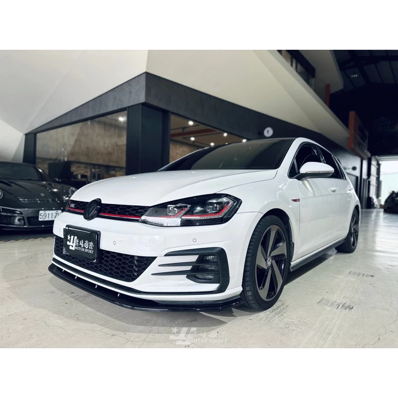 全新 VW 福斯 GOLF 7.5 GTI 專用 TCR 式樣 前下巴 側裙 後下巴 空力套件