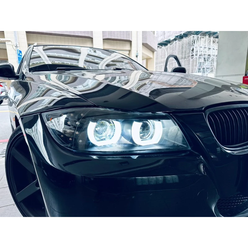 全新 BMW E90 E91 LCI 小改款 對應原廠HID U型導光 LED光圈 黑框 魚眼 大燈