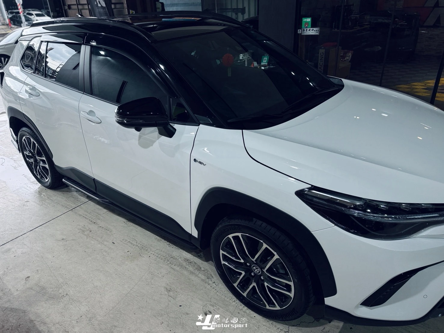全新 TOYOTA COROLLA CROSS CC 專用 側踏板 車側踏板 登山踏板