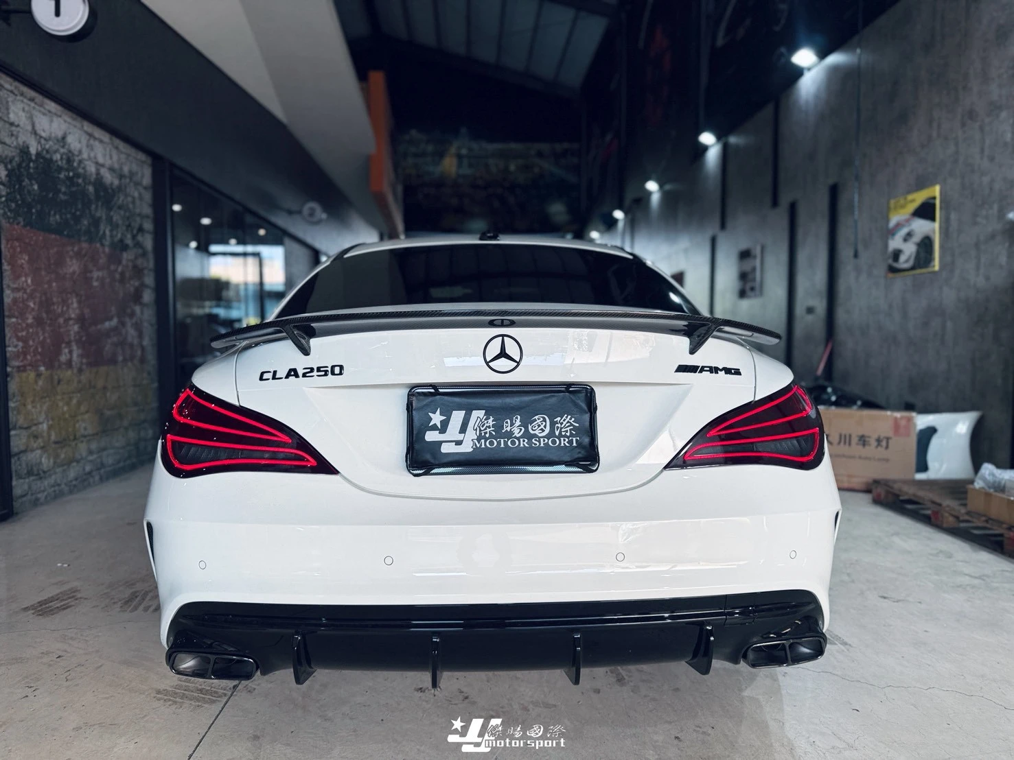 全新 賓士 BENZ CLA250 CLA45 CLA W117 RT 款 碳纖維 卡夢 CARBON 尾翼