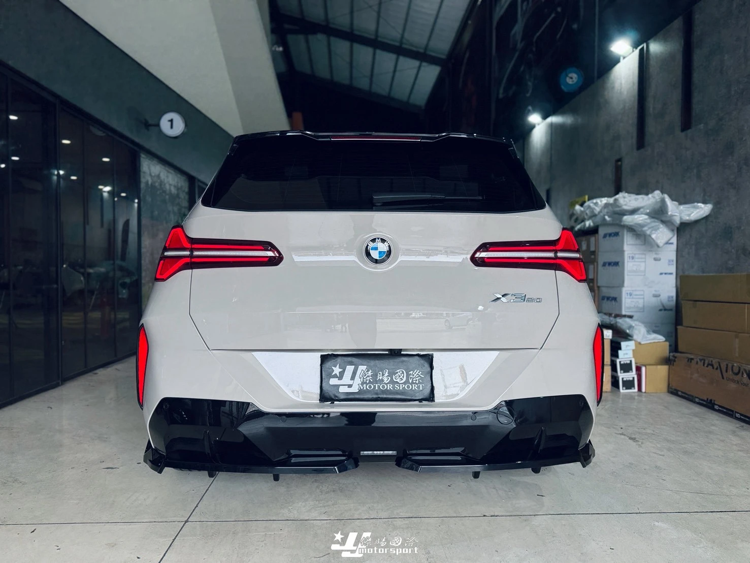 全新 寶馬 BMW X3 2025 2026 G45 Maxton Design MD 亮黑 兩片式 後下巴
