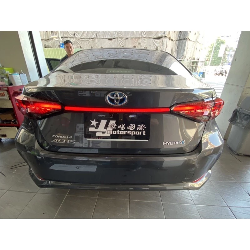 全新 ALTIS 19 20 2019 2020 年 12代 燻黑 龍麟LED 動態 跑馬光柱尾燈 含貫穿燈