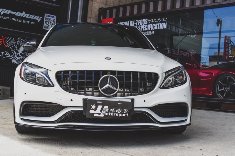 全新 BENZ W205 C300 C250 改C63 ED1 樣式 大包 前保桿 素材 實車安裝