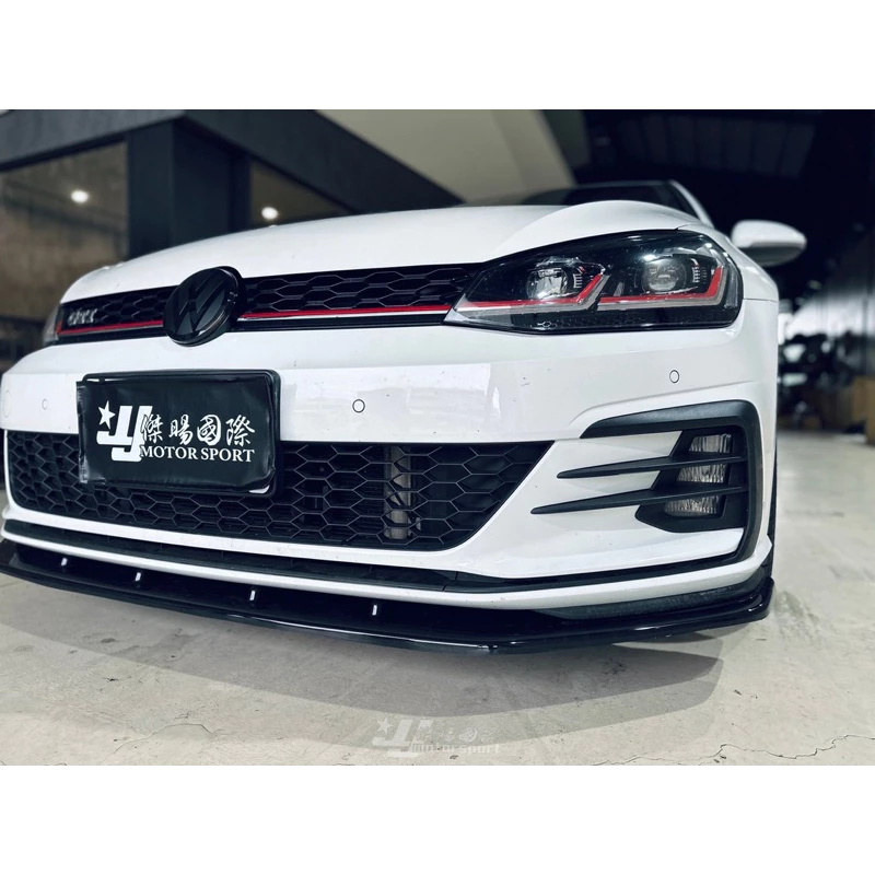 全新 VW 福斯 GOLF 7.5 GTI 專用 TCR 式樣 前下巴 側裙 後下巴 空力套件