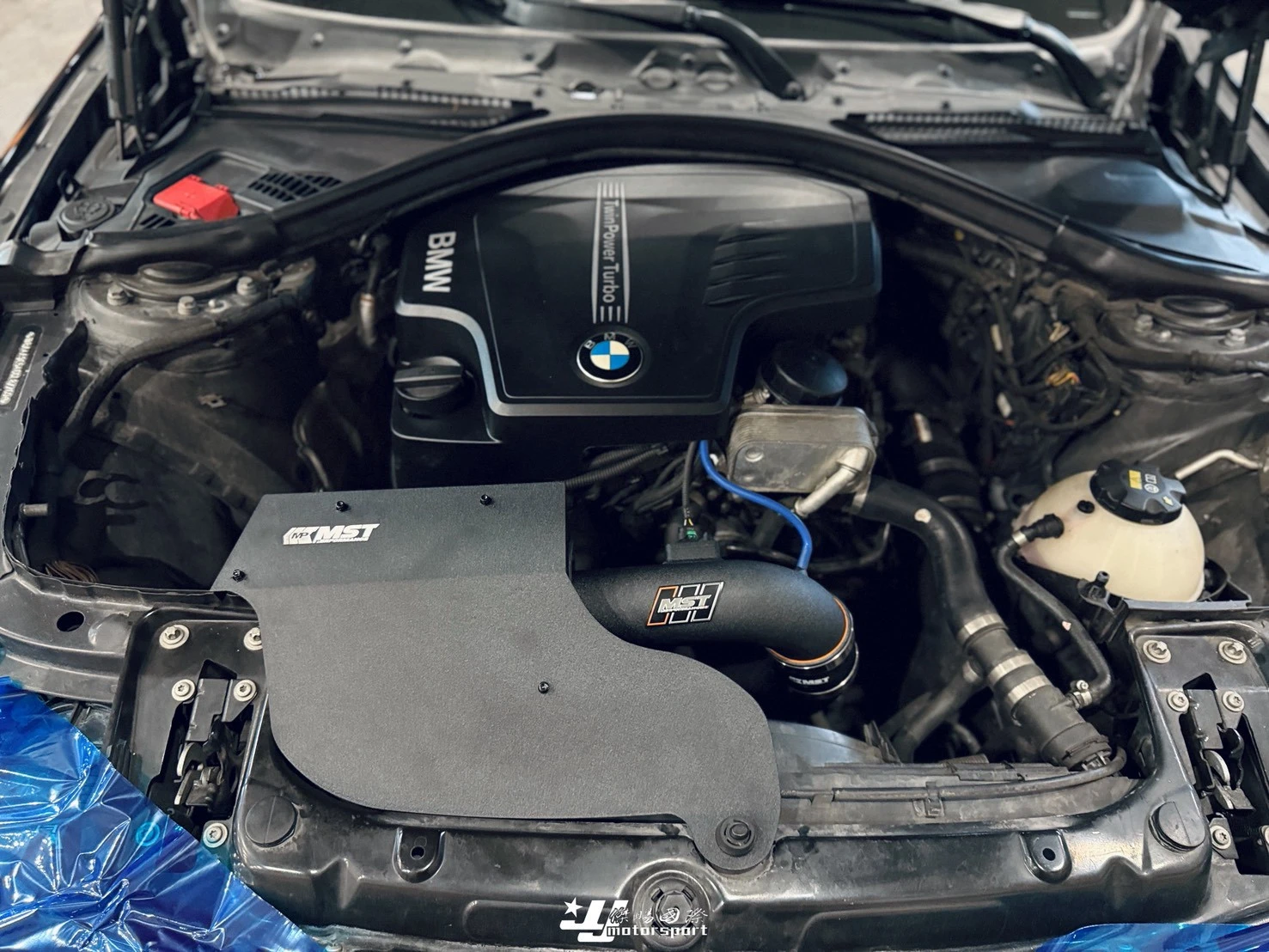 全新 寶馬 BMW F32 F36 N20 MST 進氣套件 進氣系統 實車安裝